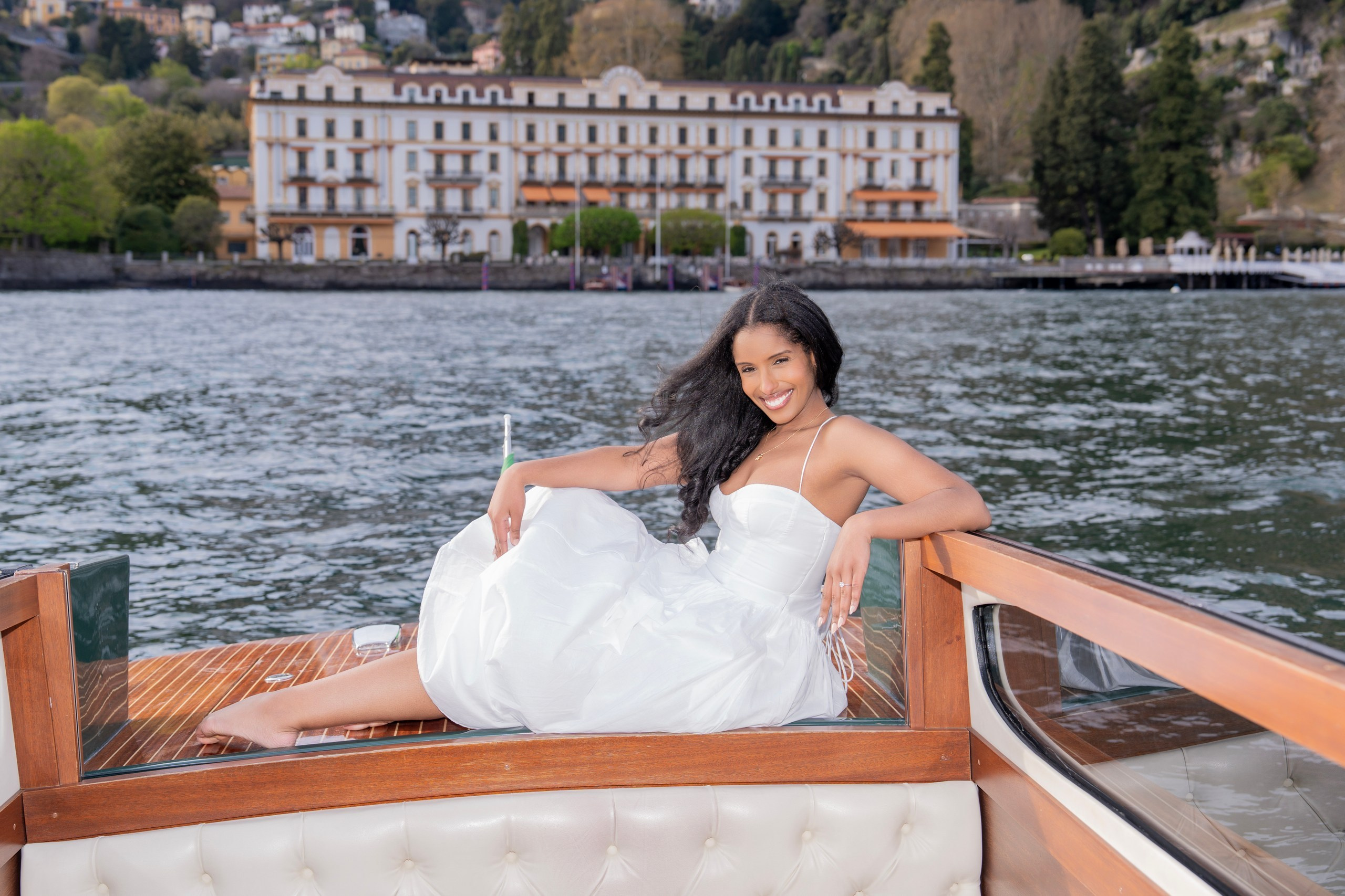 Boat proposal. Fotografo matrimonio Lago di Como Ferrari Media Production