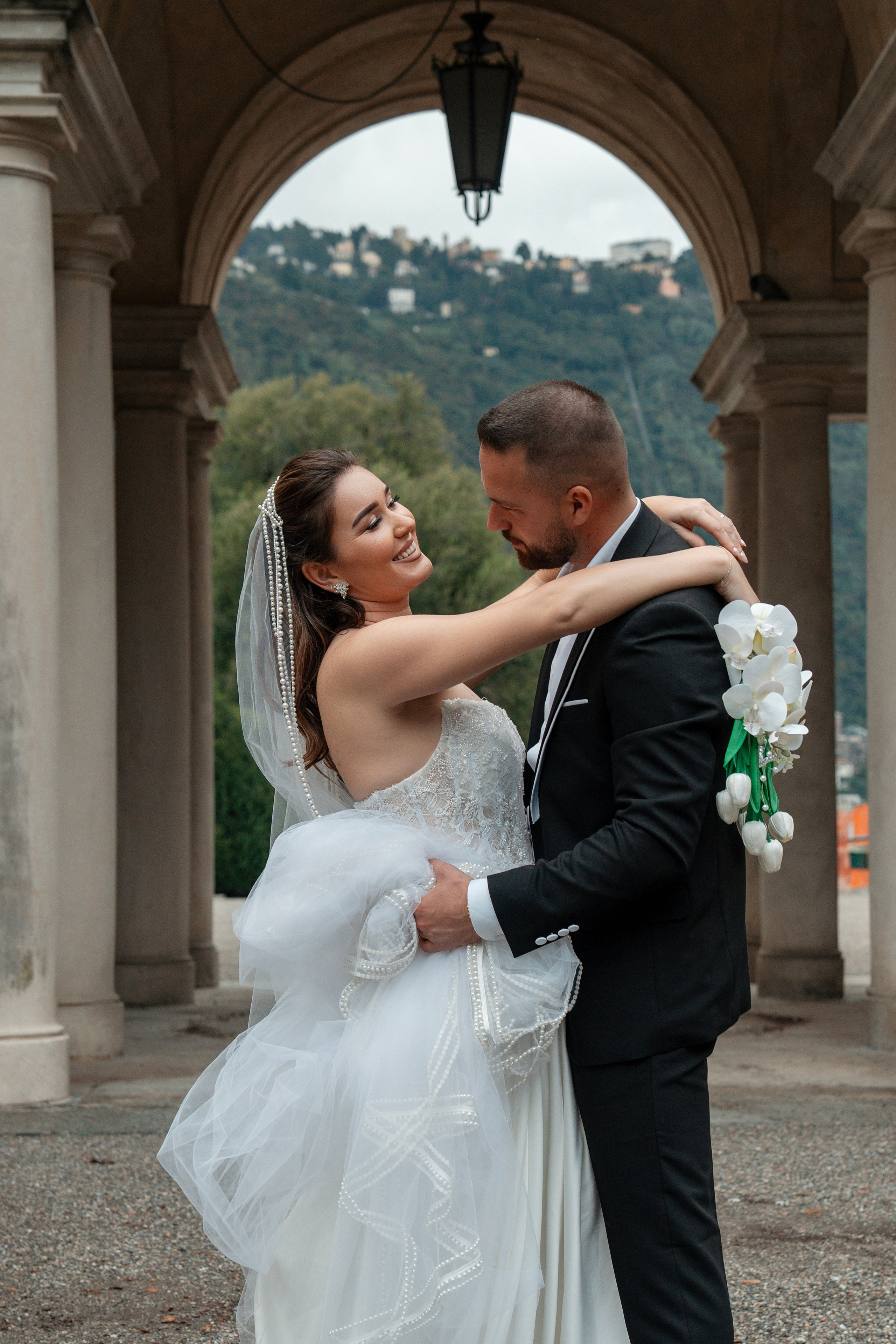 Edina & Vilson Lake Como. Fotografo matrimonio Lago di Como Ferrari Media Production