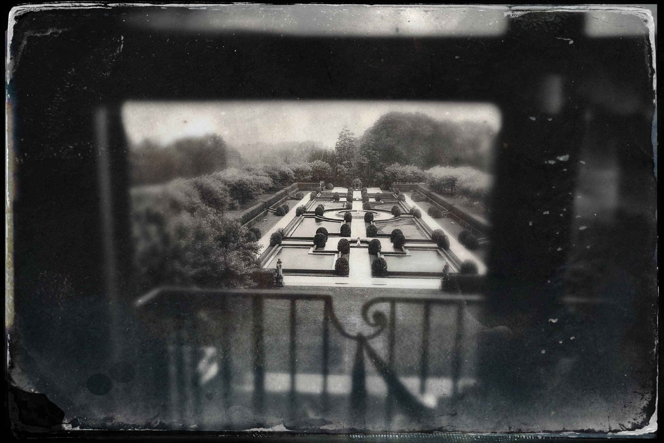 Yiwei & Charles — Trying to emulate large format in Photoshop. Emin Kuliyev — Award-Winning Wedding Photojournalist NYC & USA | Best Wedding Photographer Known for Candid, Timeless Moments