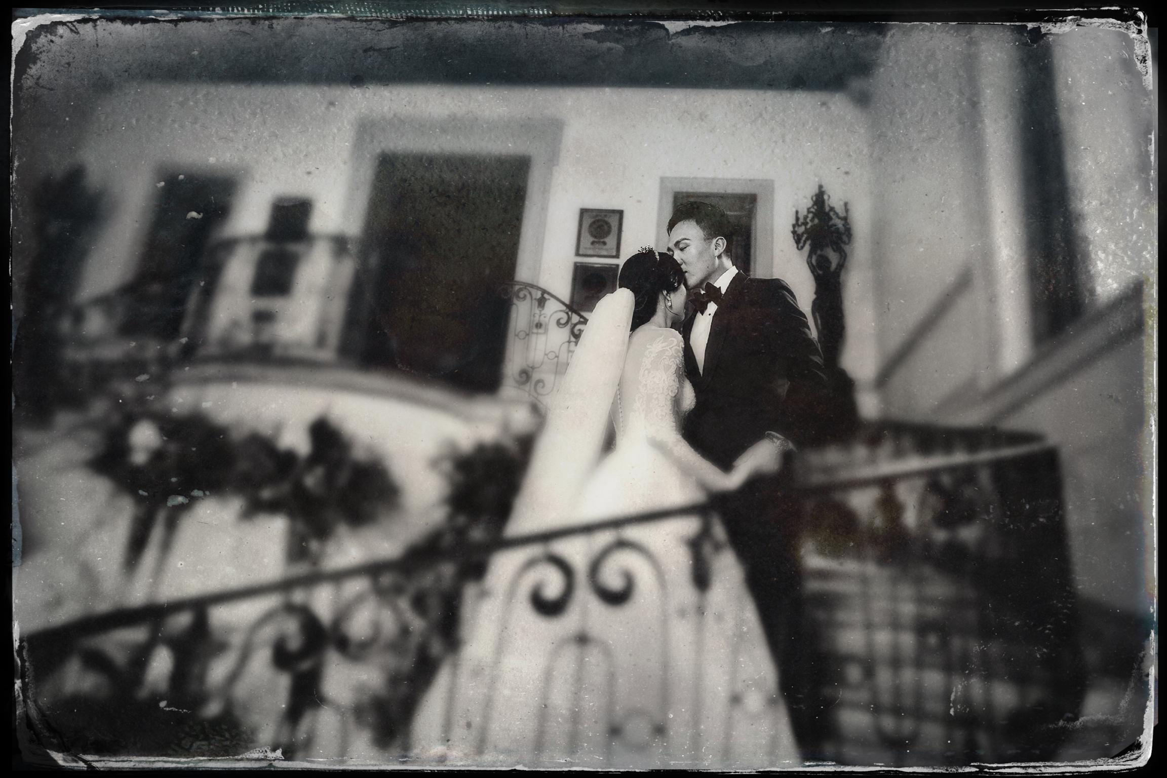 Yiwei & Charles — Trying to emulate large format in Photoshop. Emin Kuliyev — Award-Winning Wedding Photojournalist NYC & USA | Best Wedding Photographer Known for Candid, Timeless Moments