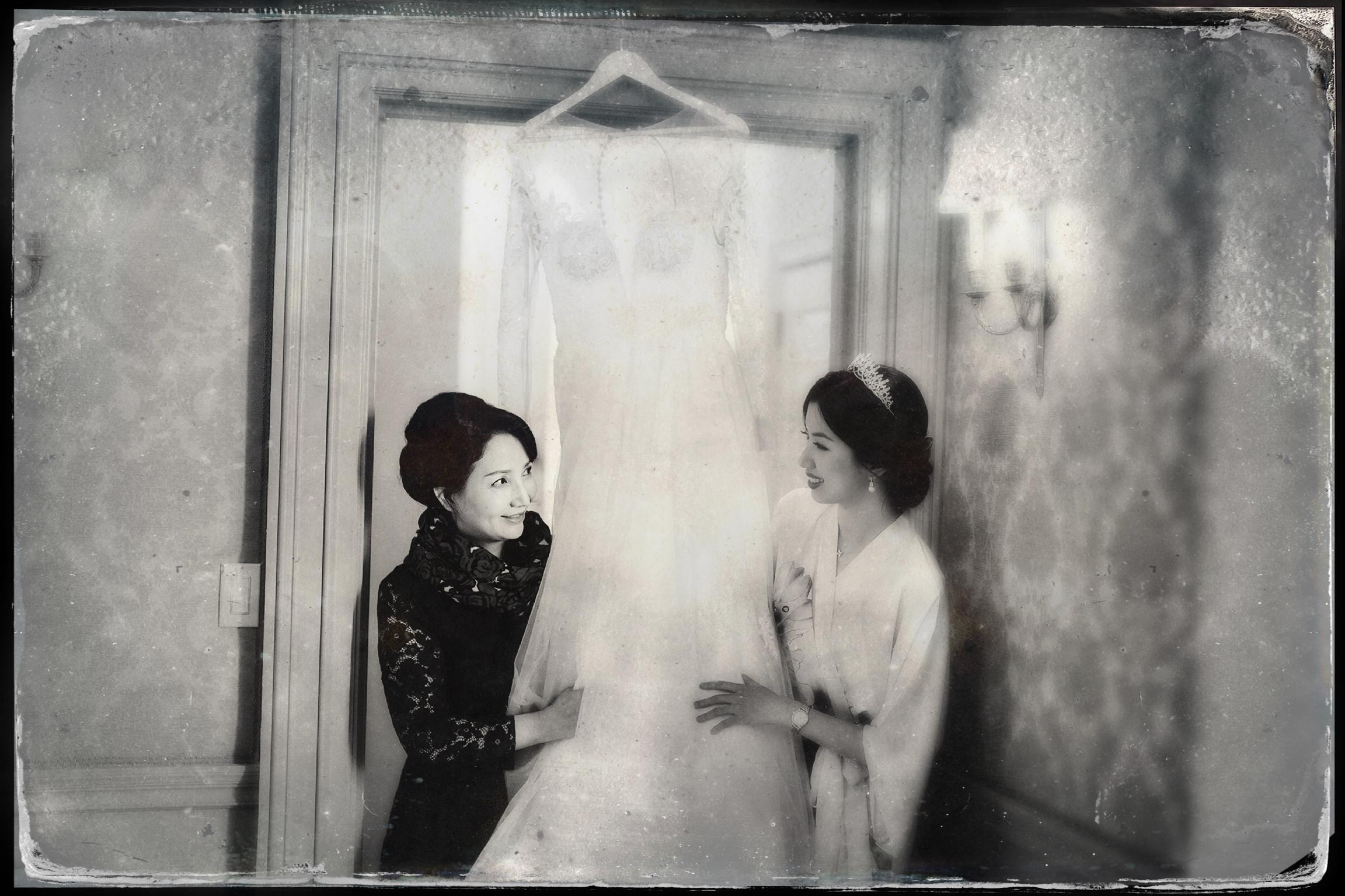 Yiwei & Charles — Trying to emulate large format in Photoshop. Emin Kuliyev — Award-Winning Wedding Photojournalist NYC & USA | Best Wedding Photographer Known for Candid, Timeless Moments