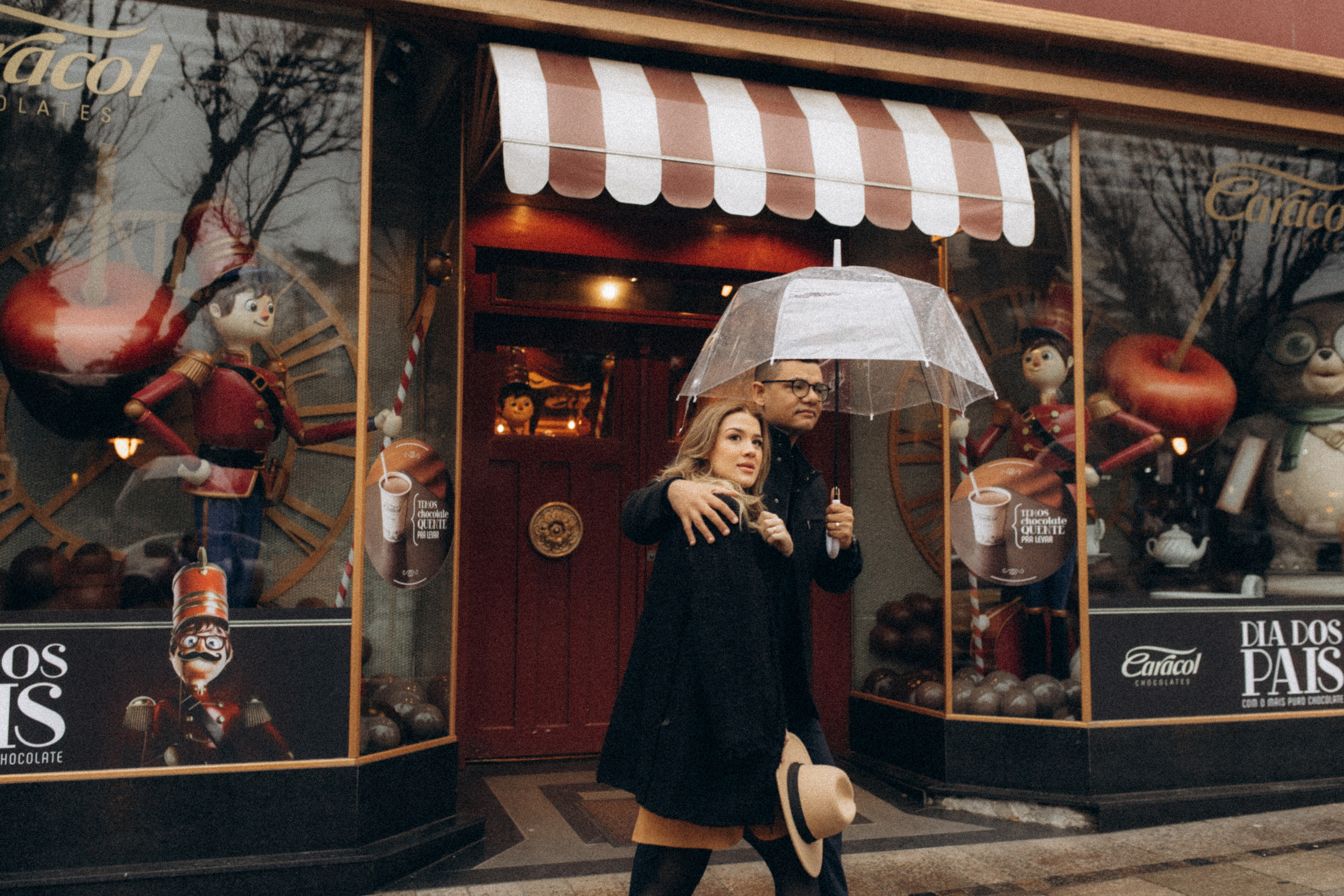 Um passeio apaixonante. Lídia Cabral Fotografia | Fotógrafa de casais e famílias em Gramado RS