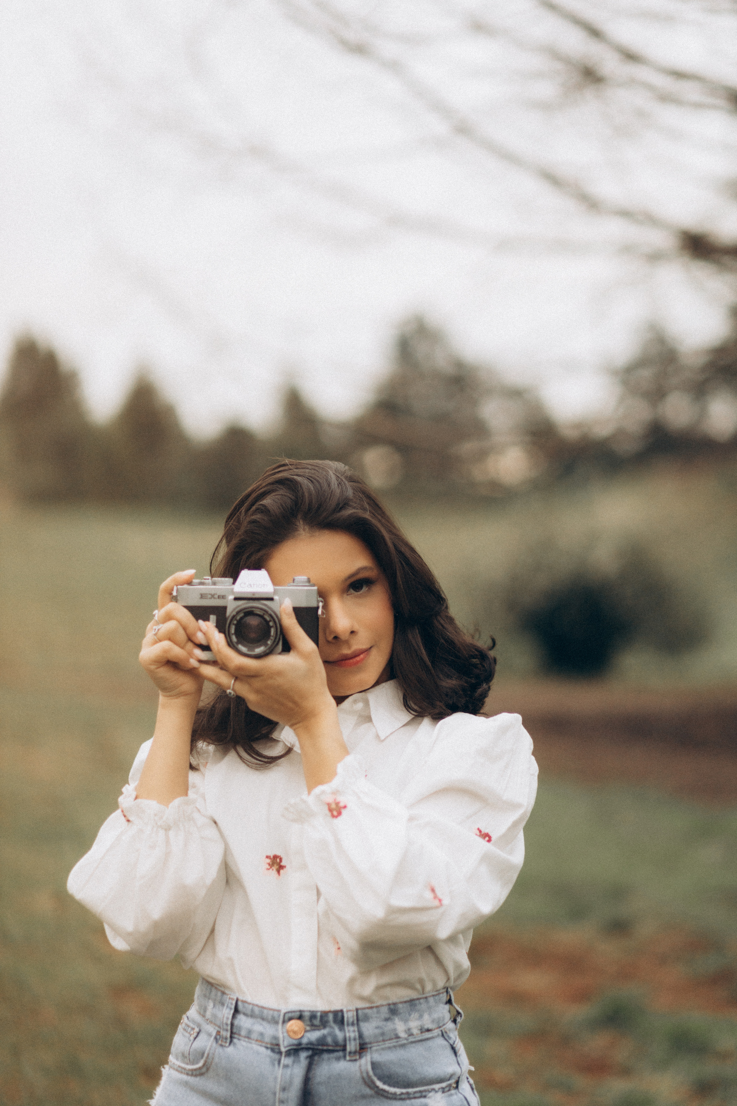 Entre flores e cafés. Lídia Cabral Fotografia | Fotógrafa de casais e famílias em Gramado RS