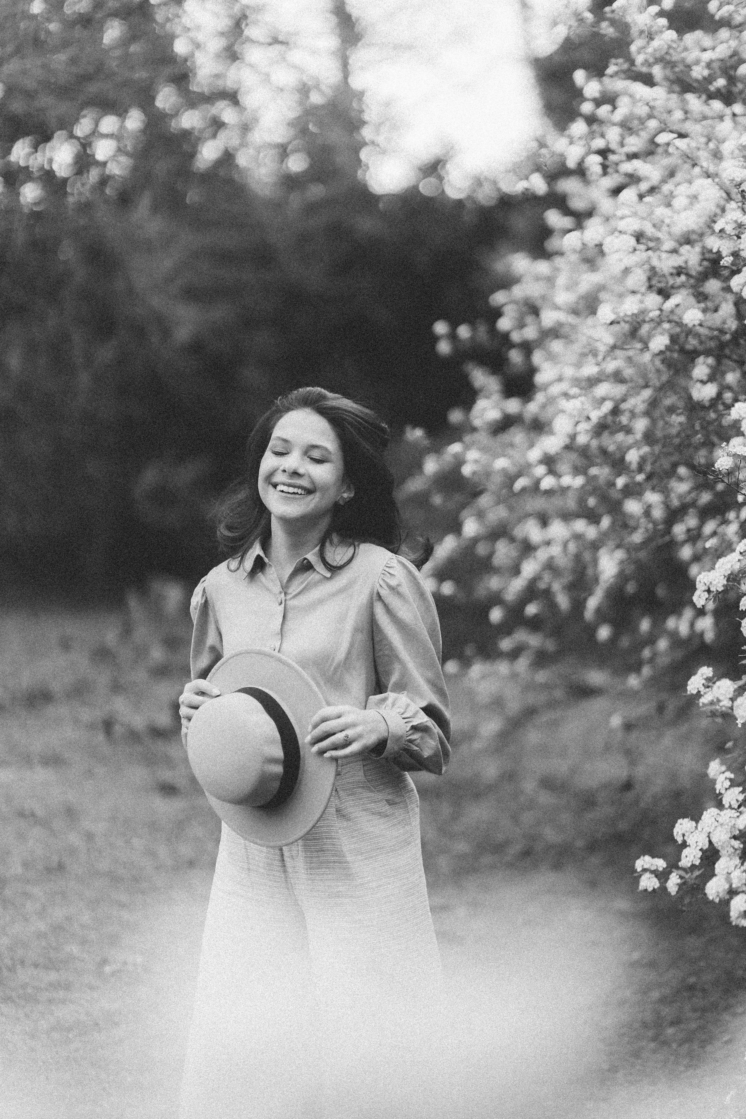 Entre flores e cafés. Lídia Cabral Fotografia | Fotógrafa de casais e famílias em Gramado RS