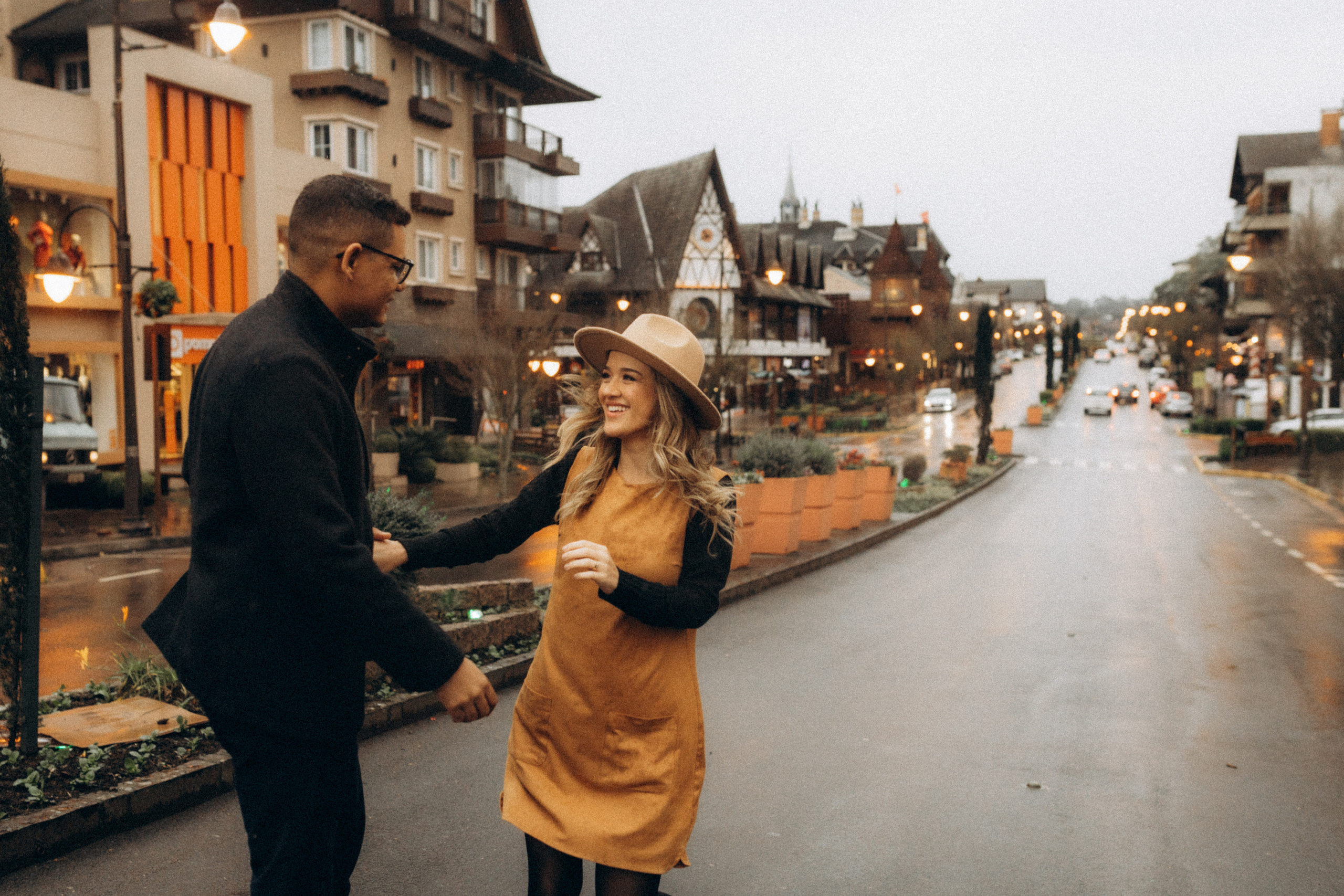 Um passeio apaixonante. Lídia Cabral Fotografia | Fotógrafa de casais e famílias em Gramado RS