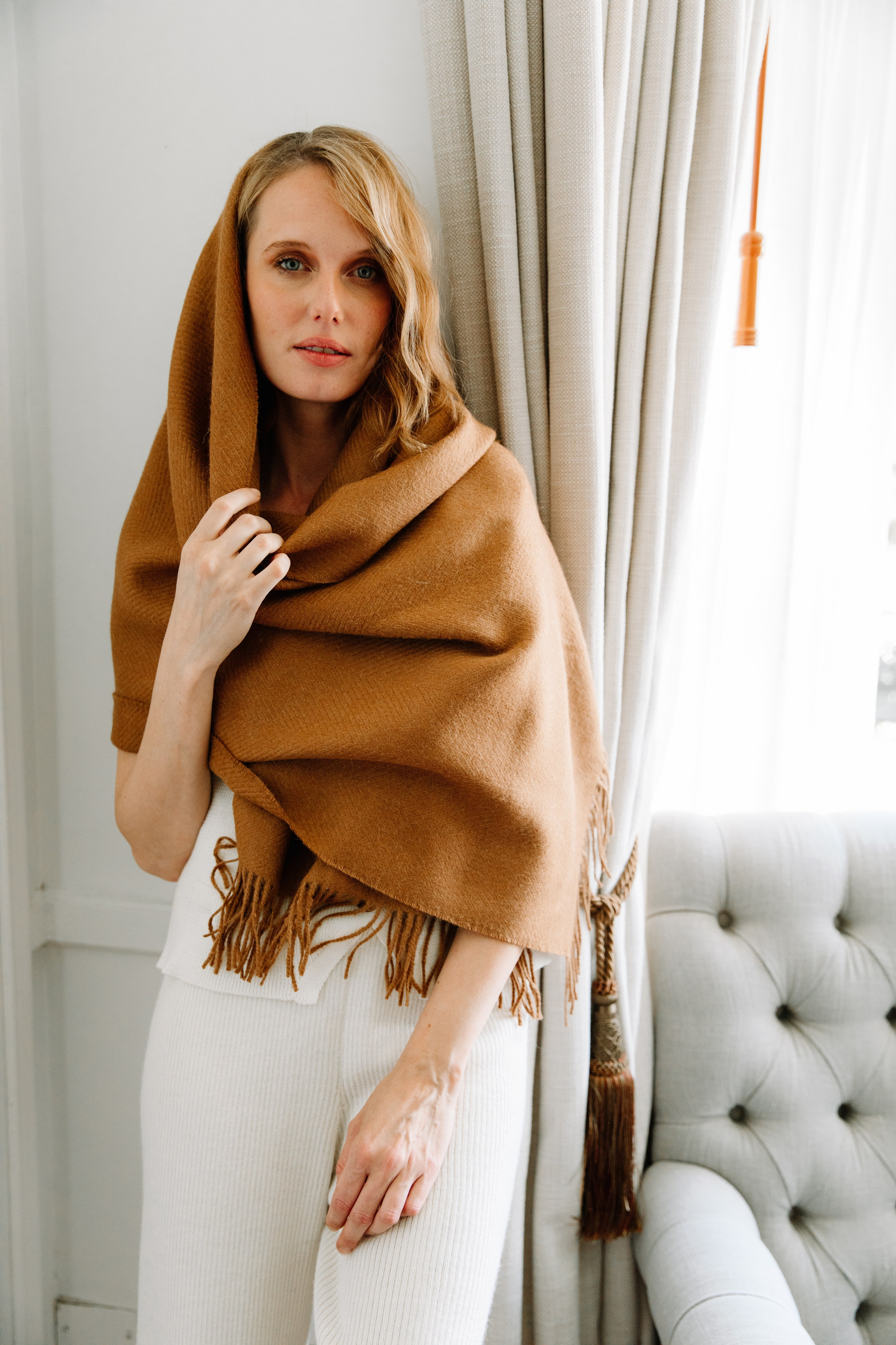 Ropa y accesorios. Maria Kulakova — Fotógrafa en Santiago | Fotografía de producto, marcas y familias