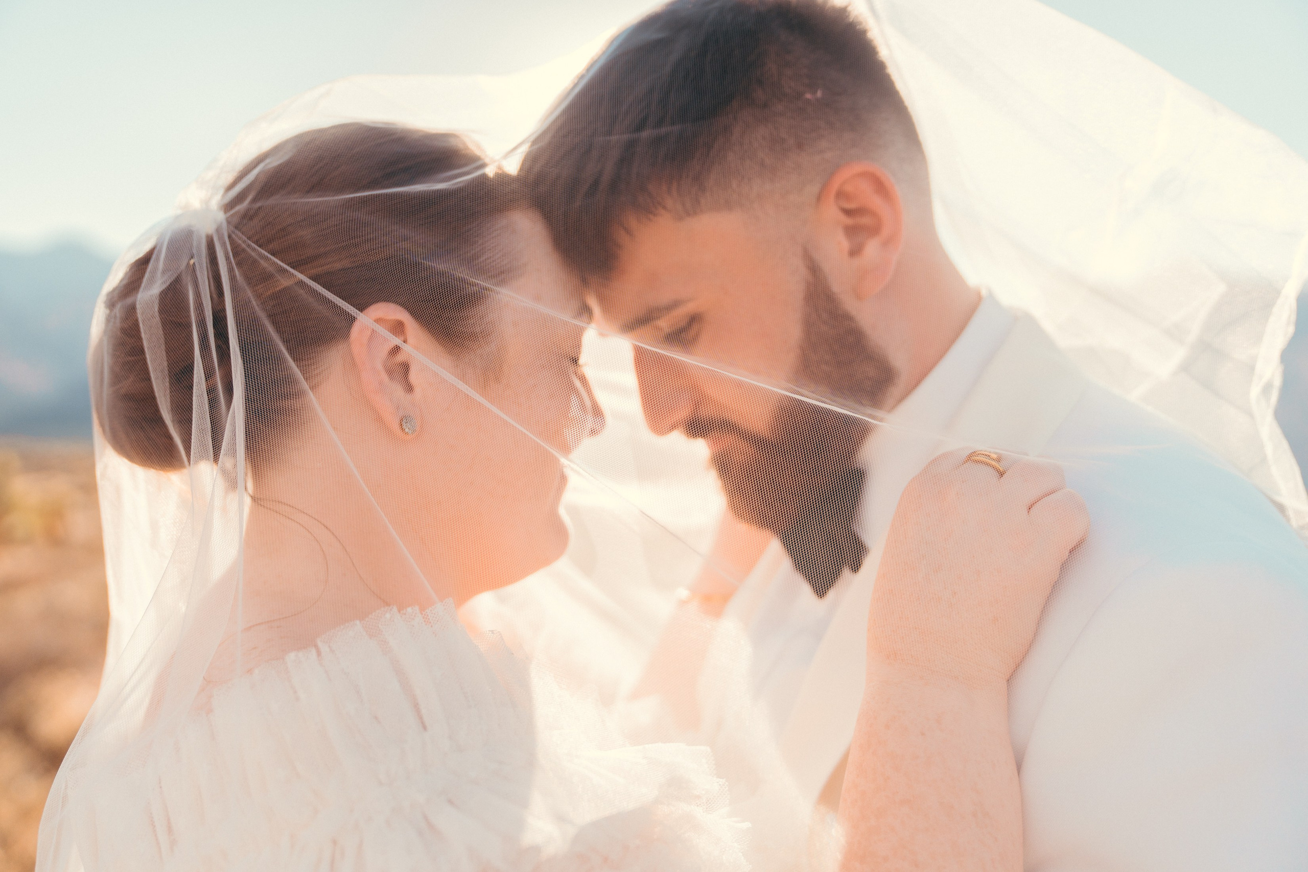 Cassie&Jimmy. Wedding & elopement photographer Viktoriya Kravtsov. Las Vegas