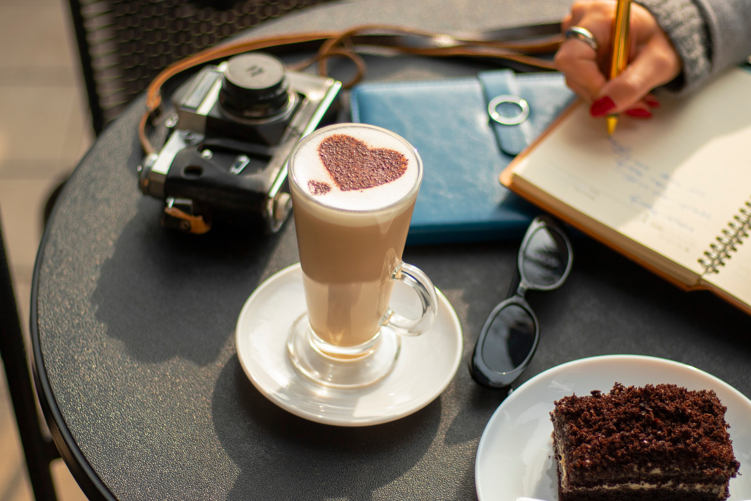 კვება. Clapp Studio