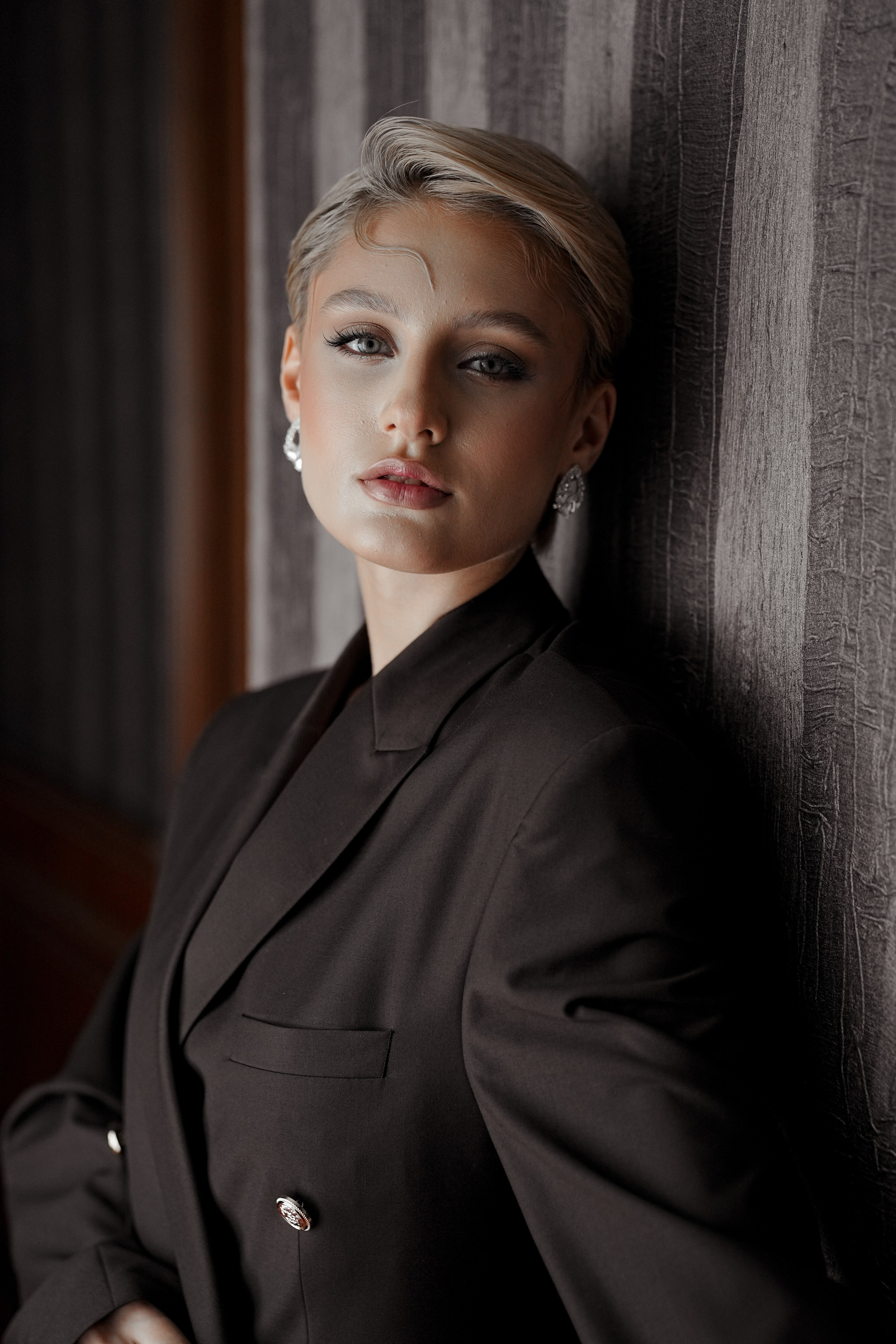 Николь Амир