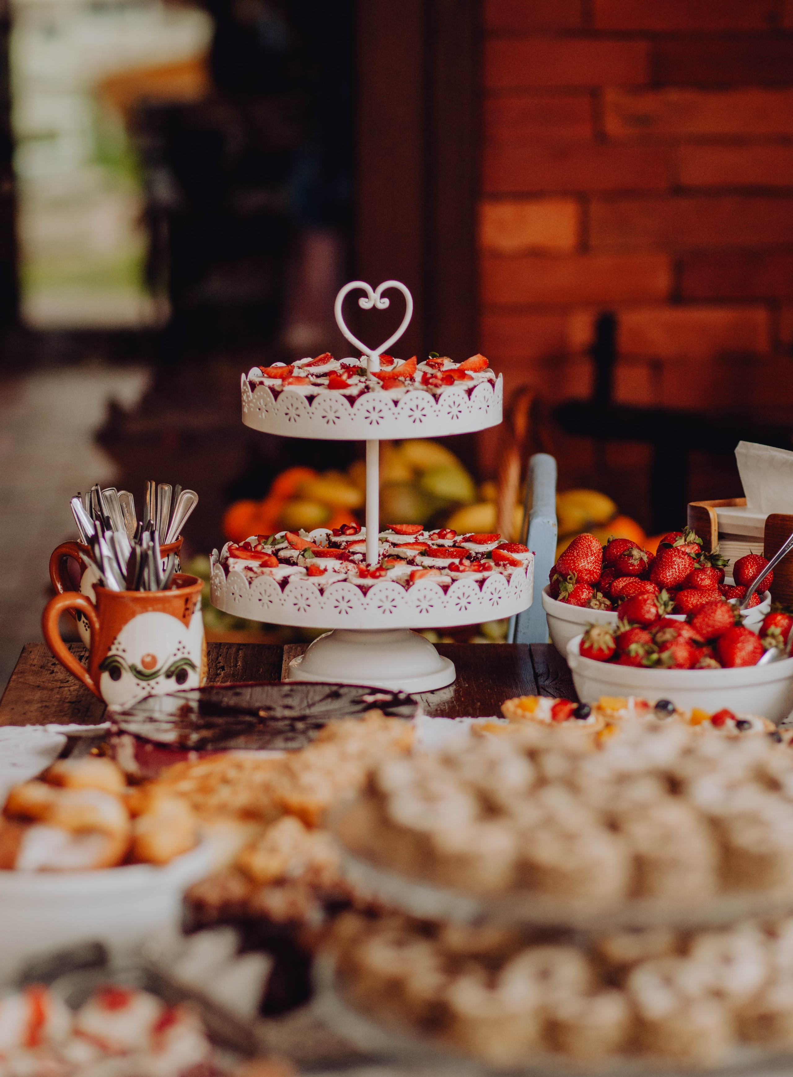 Adi & Cristina. Wedding & couple photographer from Romania Rut Vetan