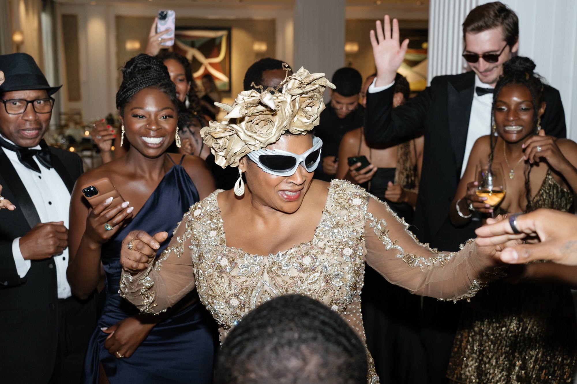 Wedding in famous Four Seasons Hotel, Madrid. Wedding photographer videographer Spain