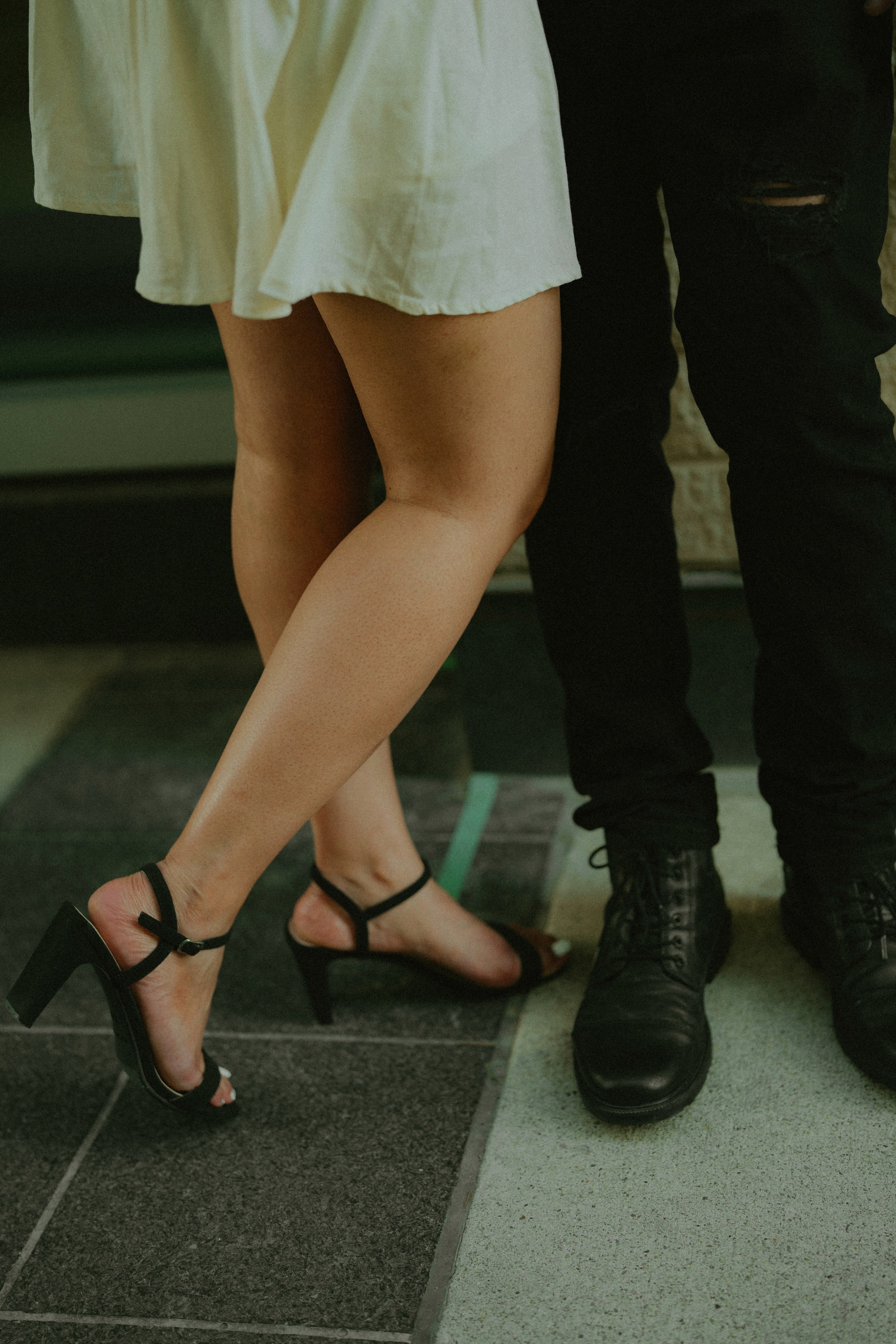 Downtown Romance at Toronto. Fine art Wedding Photographers in India & Canada