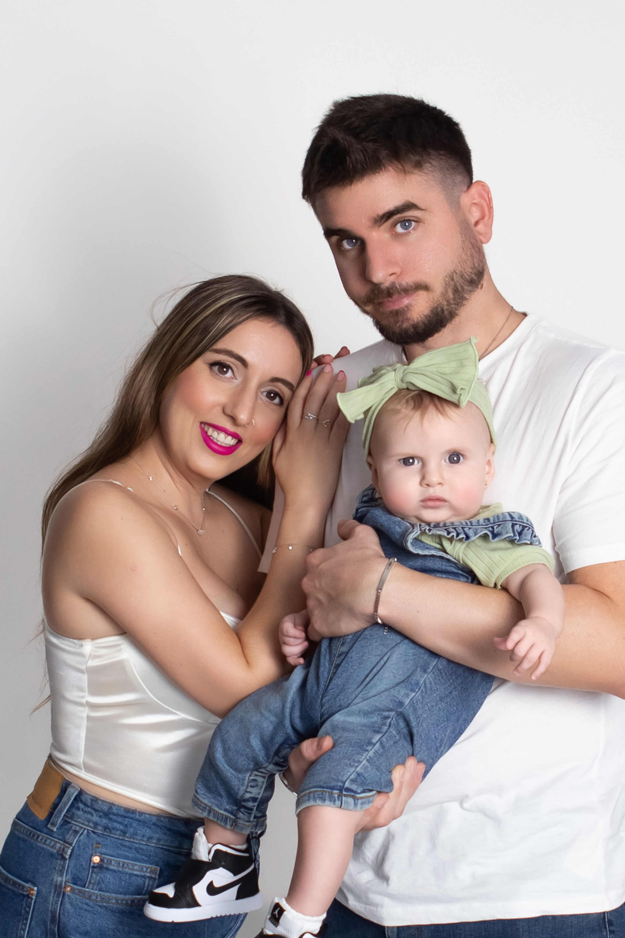 Beautiful family photo session in Spain. Professional photographer in Spain