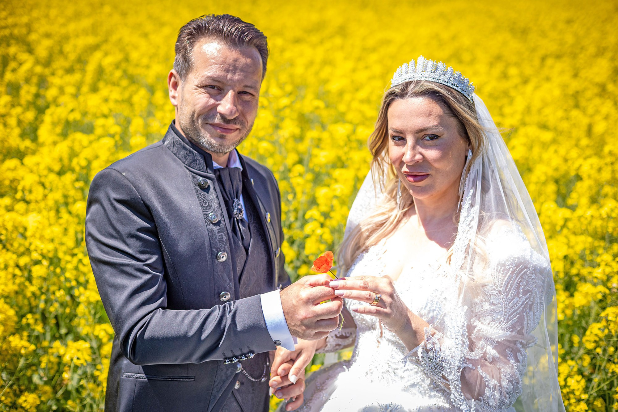 „Trash the Dress – ședință foto după nuntă”. Fotograf nuntă, portrete și evenimente București | Eduard Foto