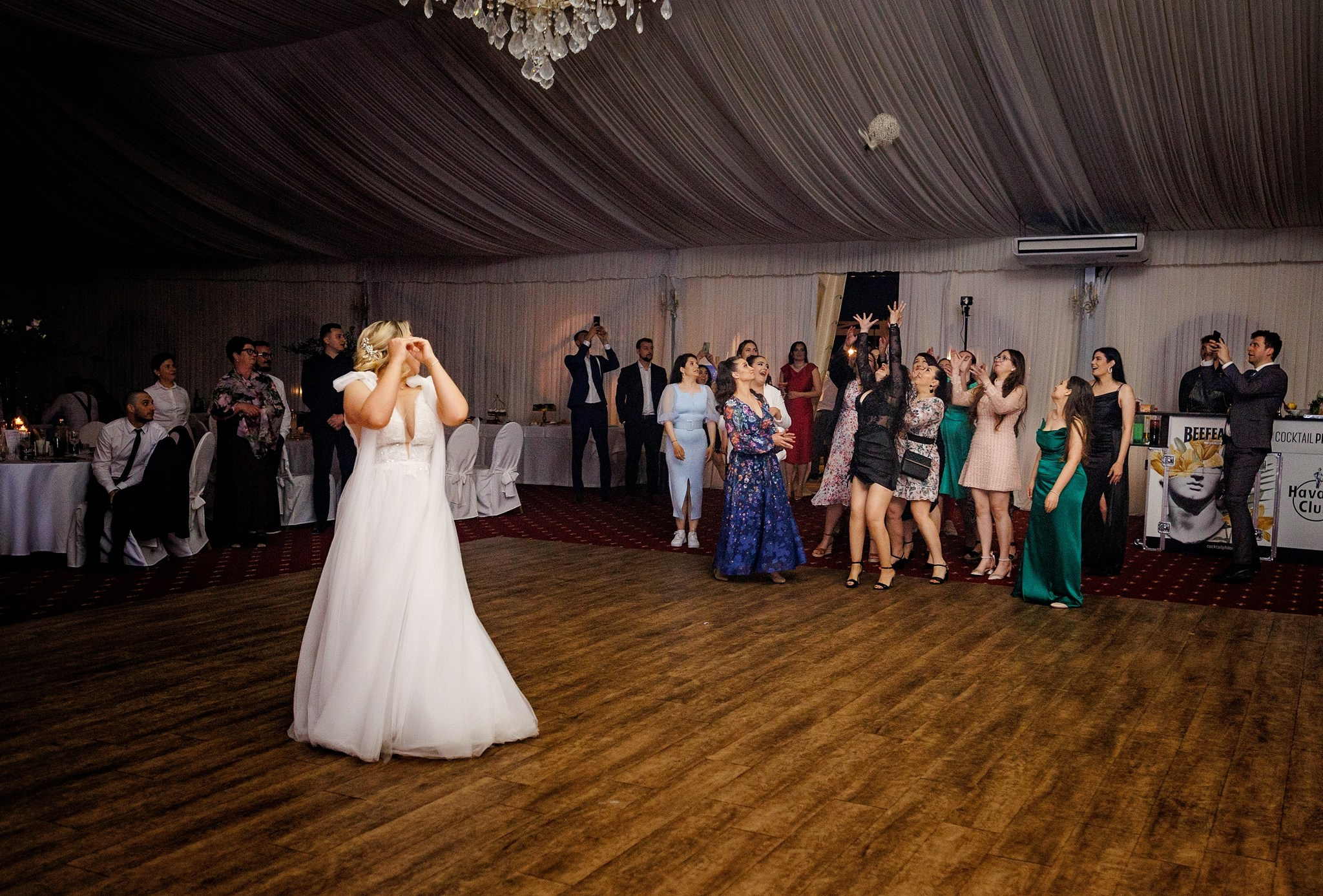 Mădălina și Cornel | Nuntă la Palatul Brukenthal Avrig. Mădălin Ciortea - fotograf de nuntă și de familie | Dream Art Events