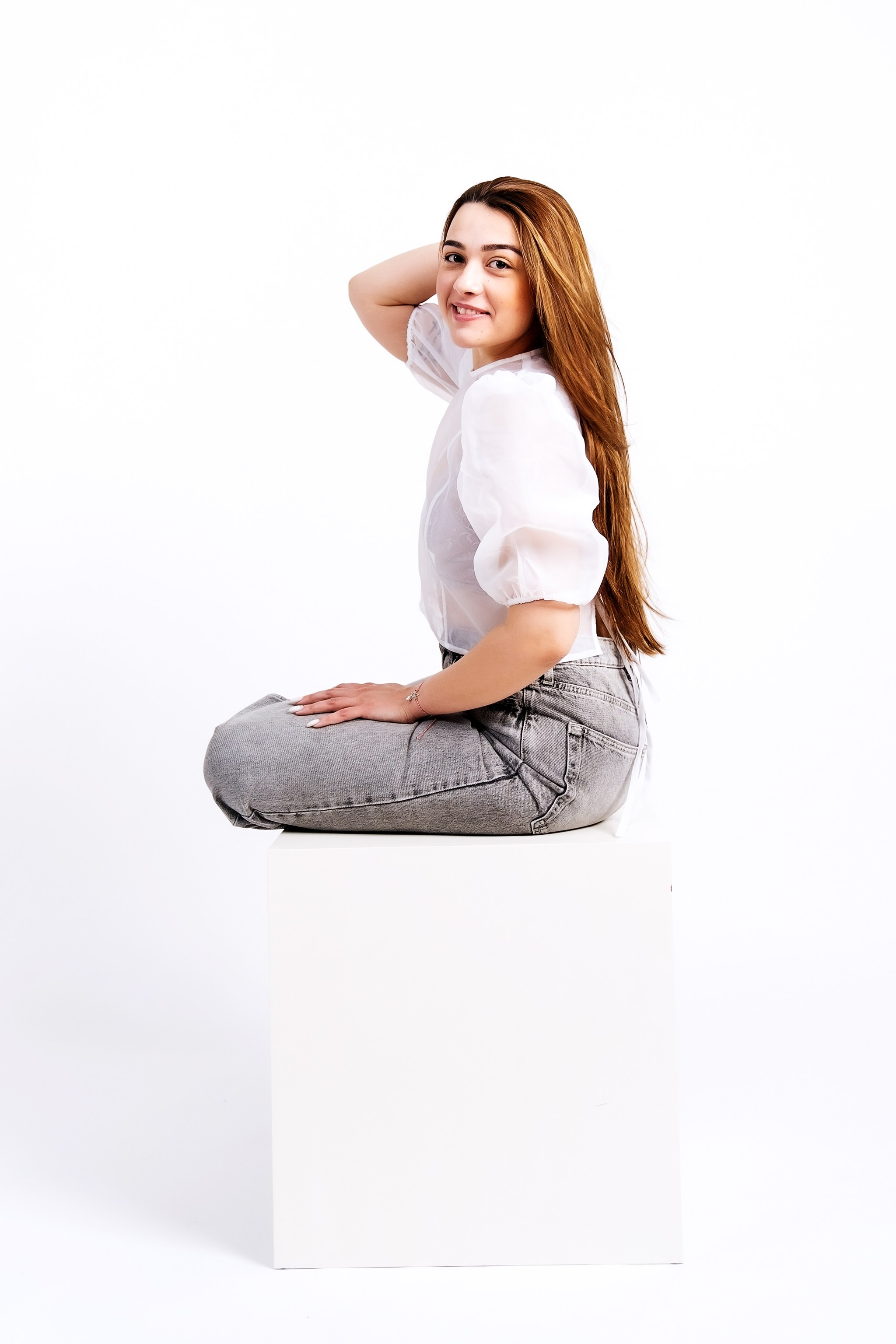 Ruxandra. Fotograf evenimente. Fotograf nunta. Fotograf Botez. Mihaela Savu