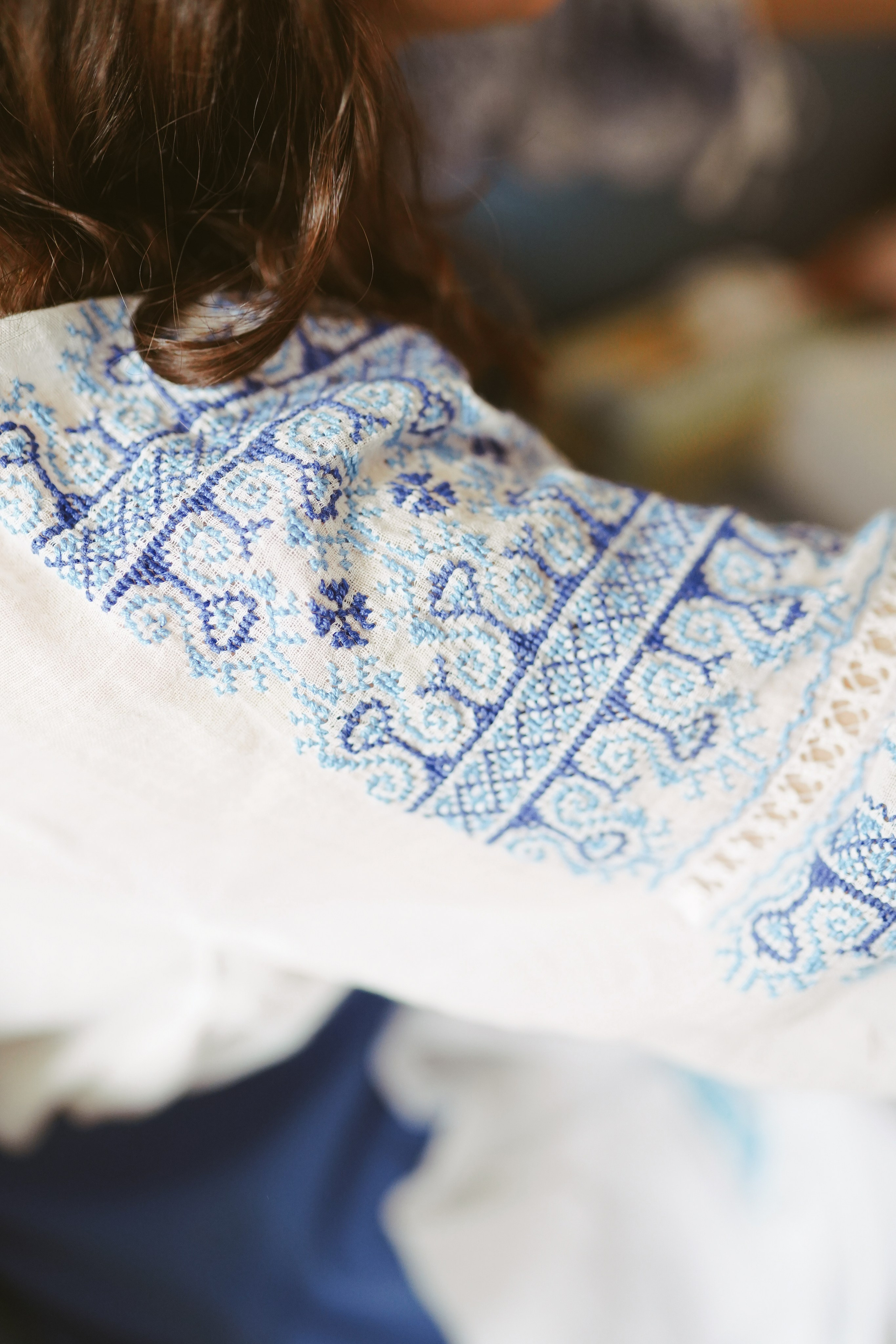 Fotografie de Eveniment Brașov: Povești Vizuale | Mădălina Beda. Madalina Beda- Artist vizual, fotograf, doula la nastere, consultant babywearing Brasov si in toata tara