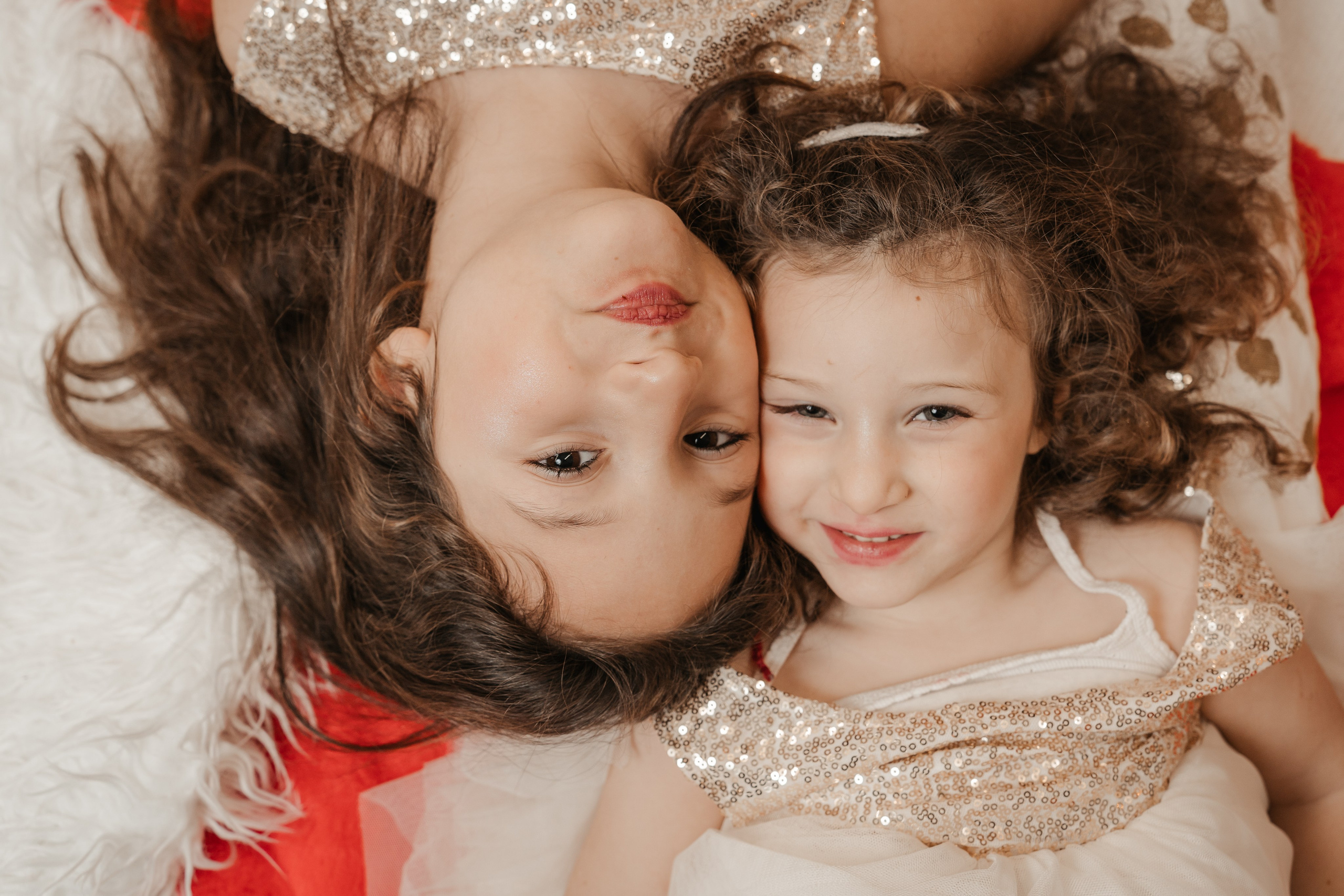 Ritratti di Bambini | Emozioni e Innocenza in Fotografia. Fotografa maternity, family e business a Pomezia e Roma – Simona Henkel