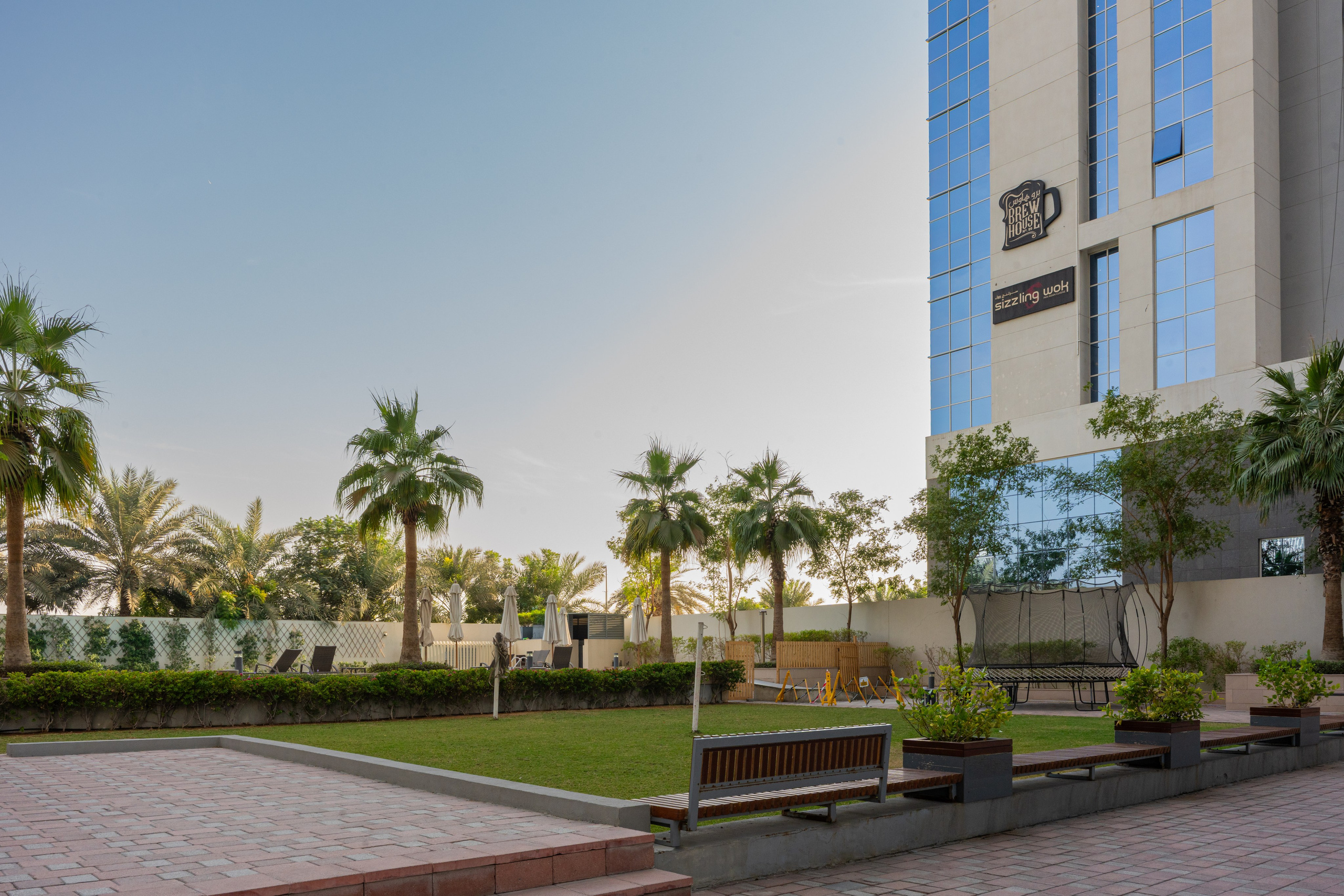 INTERIOR. Photo and video production. Editing & retouching services. Training