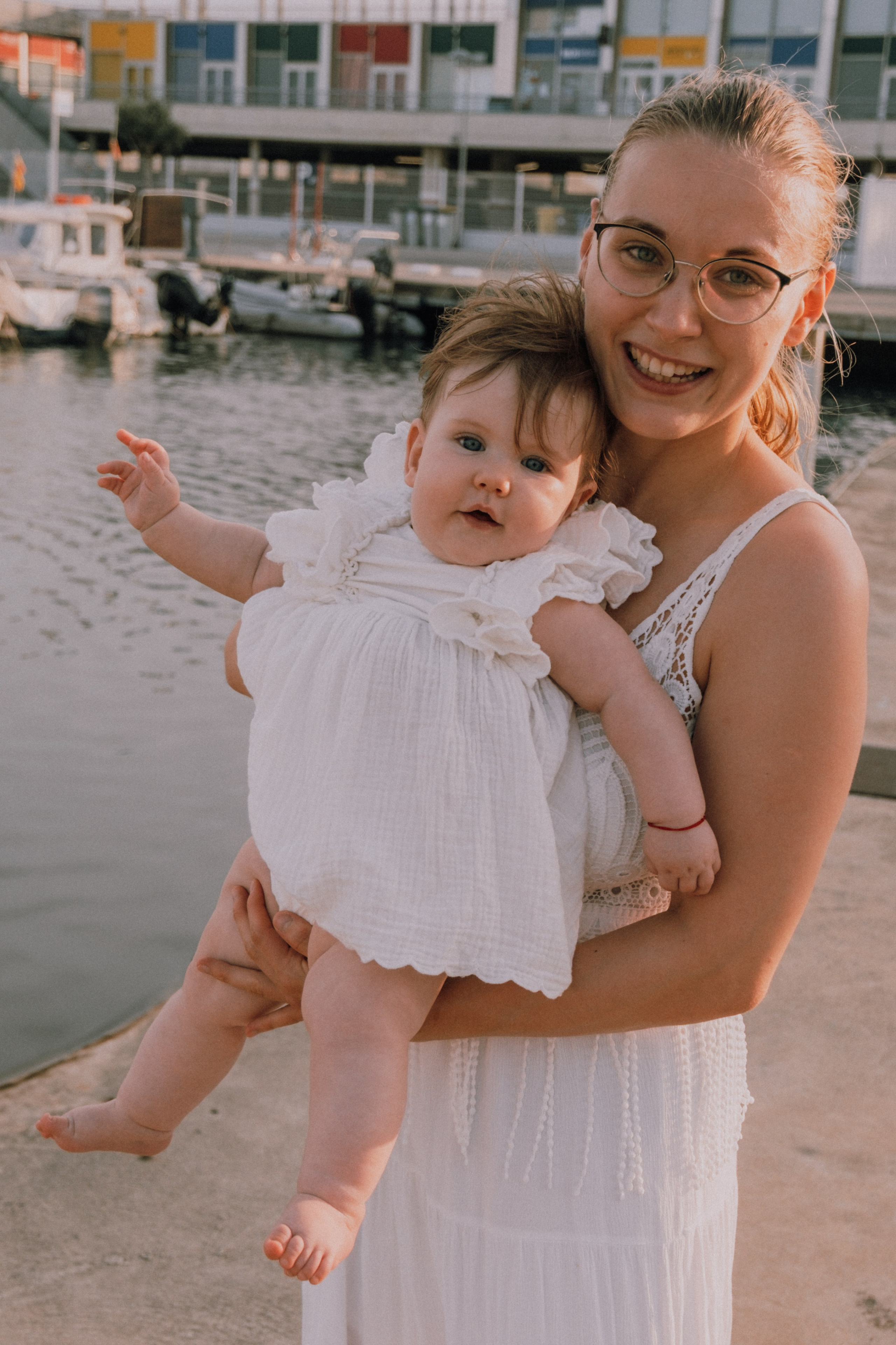 Семейная фотосессия на пляже. Профессиональная фотосъемка в Калафелле — Елена Медведева