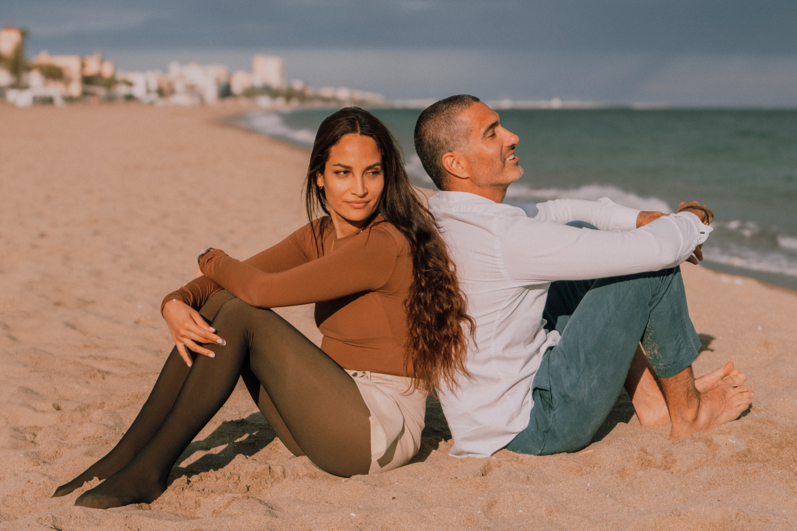 Sesión familiar en la playa. Fotografía profesional en Calafell - Elena Medvedeva