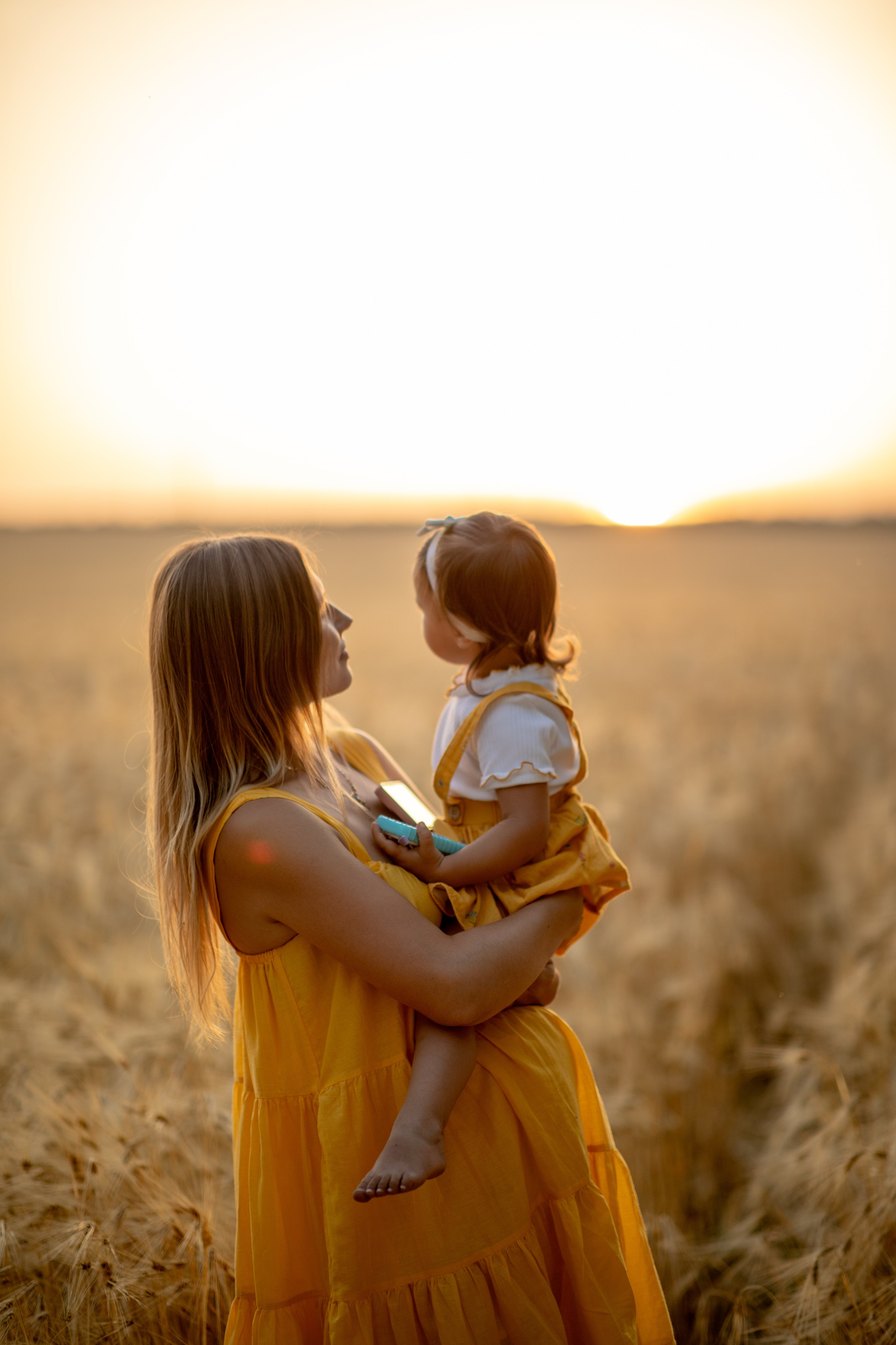 Family photo Maria si Elenica. N.D.photograph - fotograf de familie și portrete în Republica Moldova