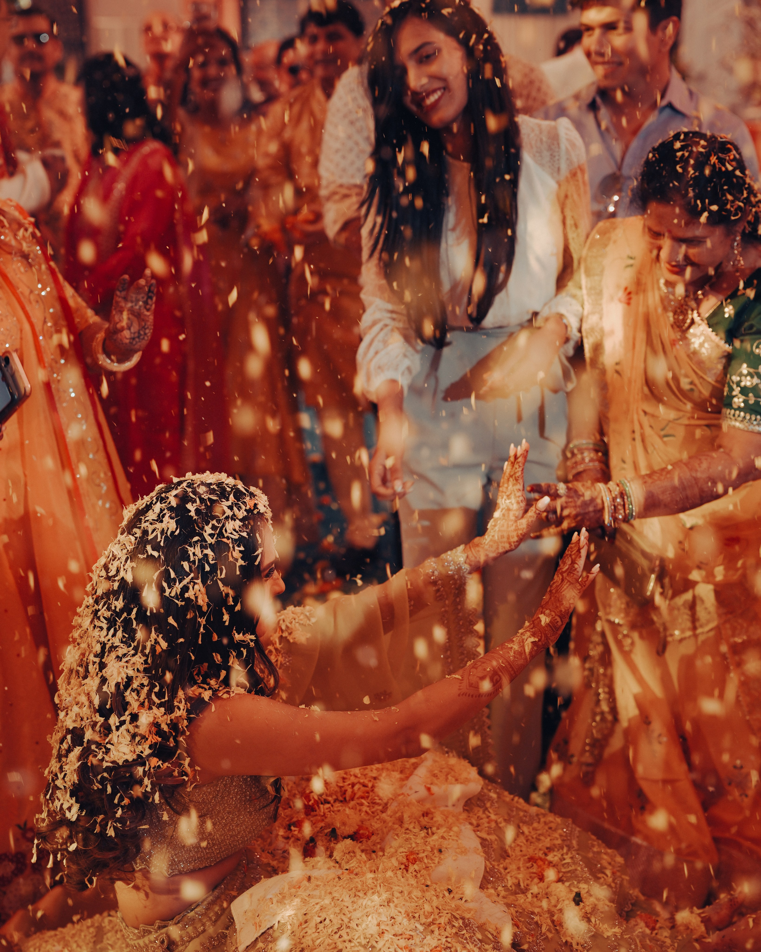 HALDI & MEHANDI. Wedding photographer Stalen Robert