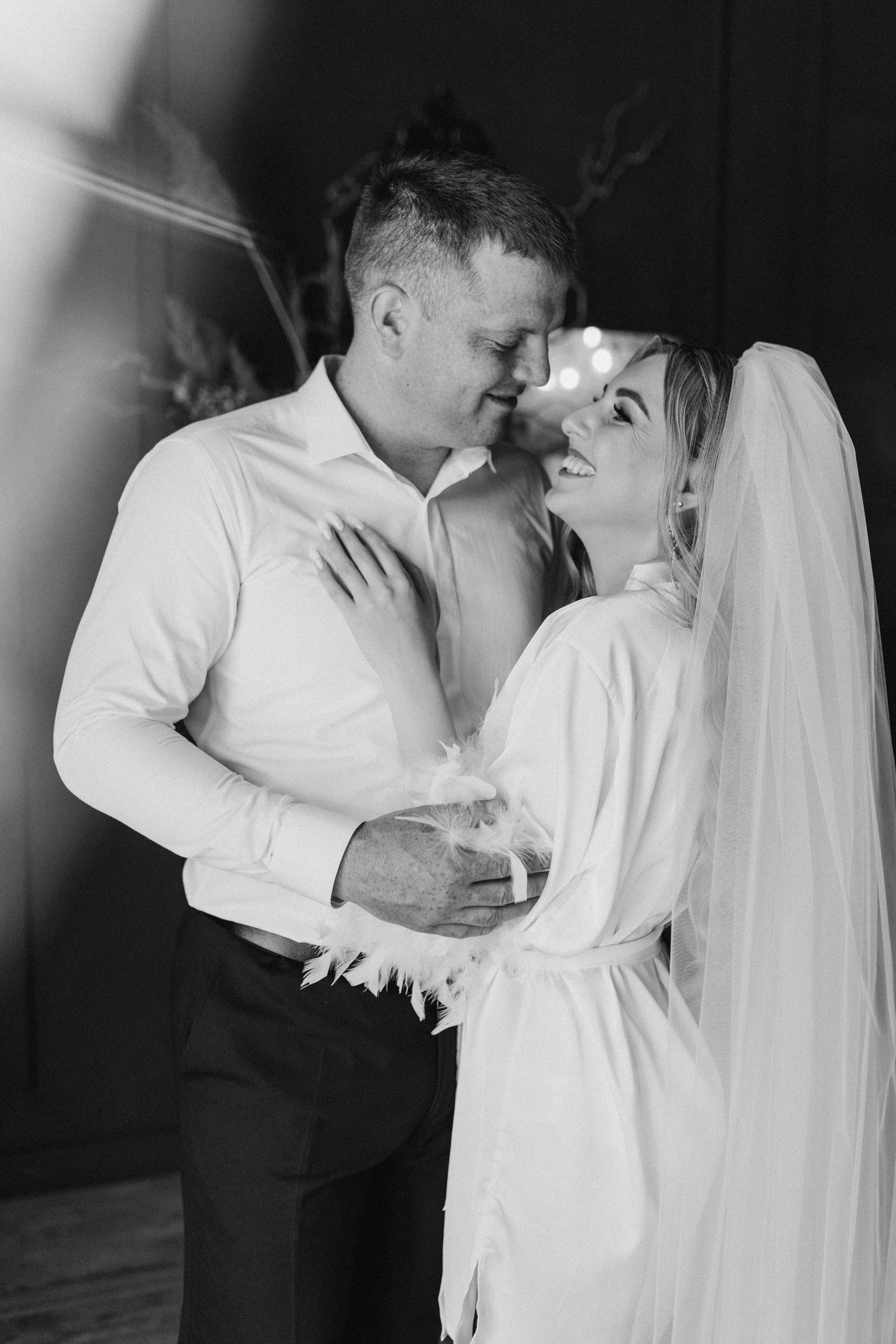 Nikolly & Constantin. Home