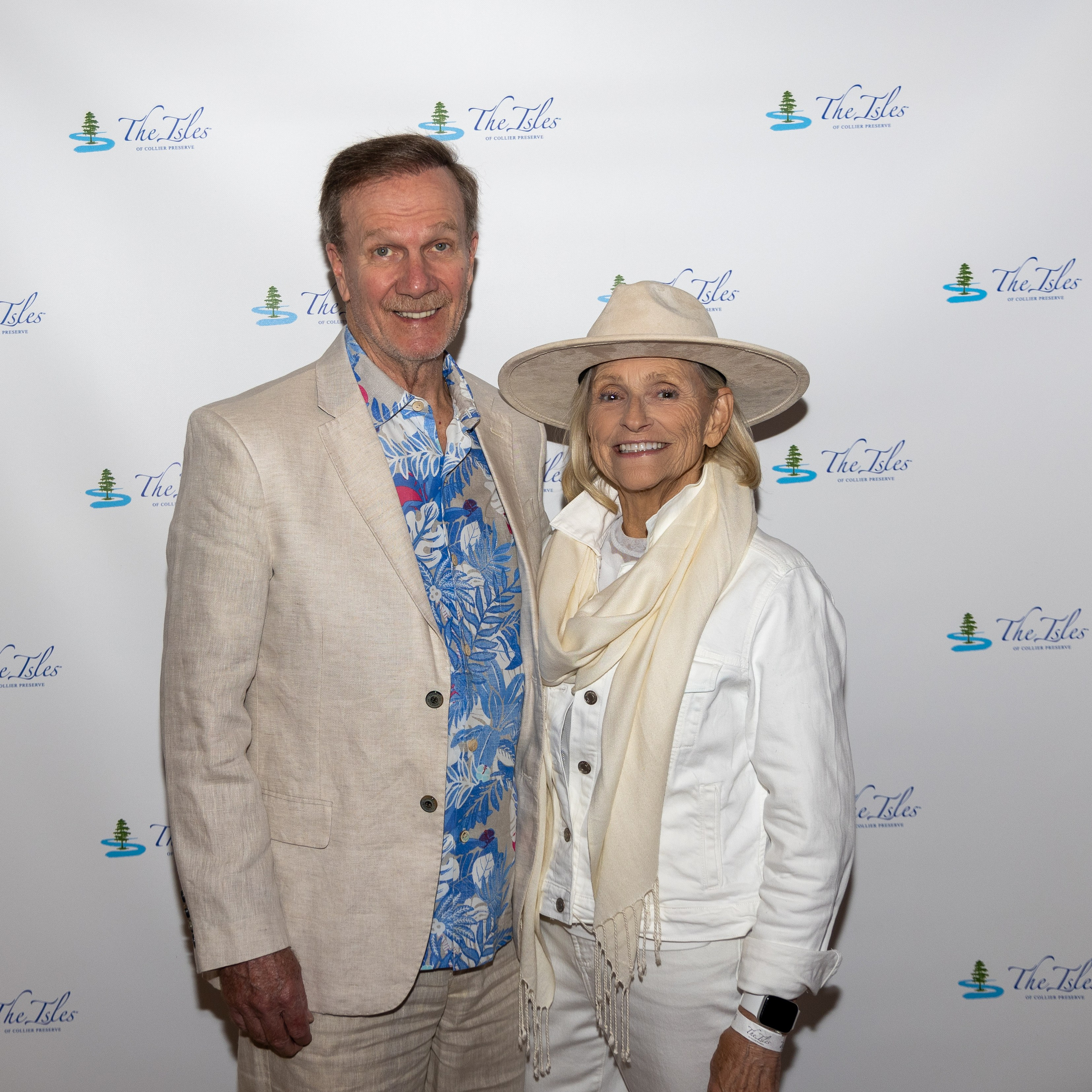 The Isles White Party. Out and About 239