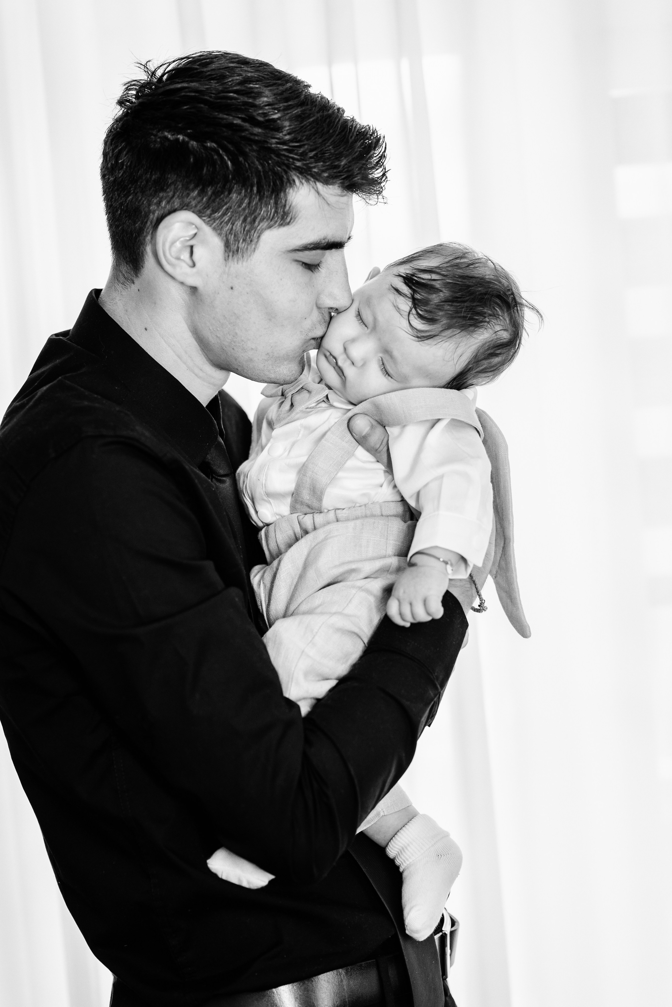 Dominic. Fotograf nunta si evenimente Giurgiu