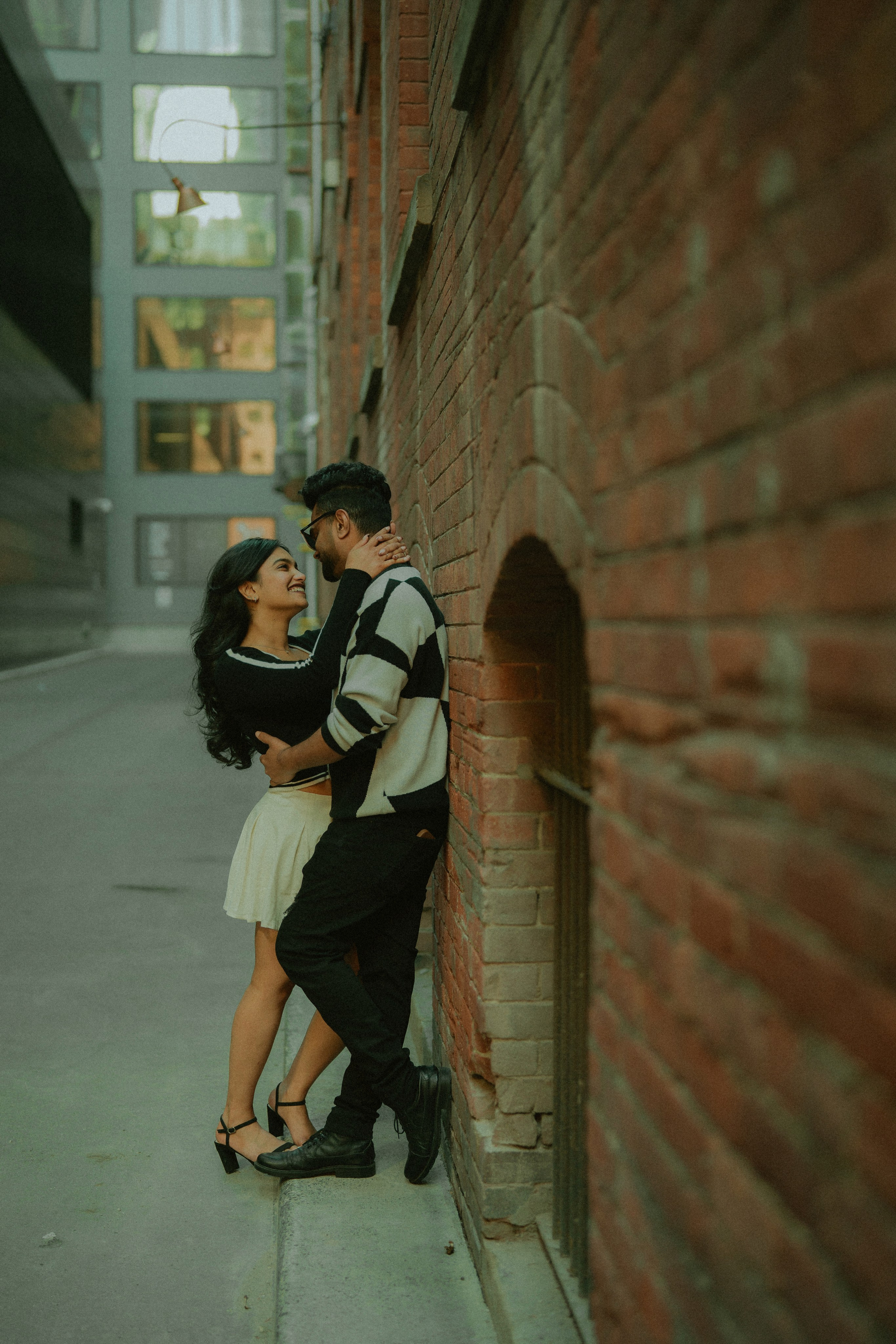 Downtown Romance at Toronto. Fine art Wedding Photographers in India & Canada