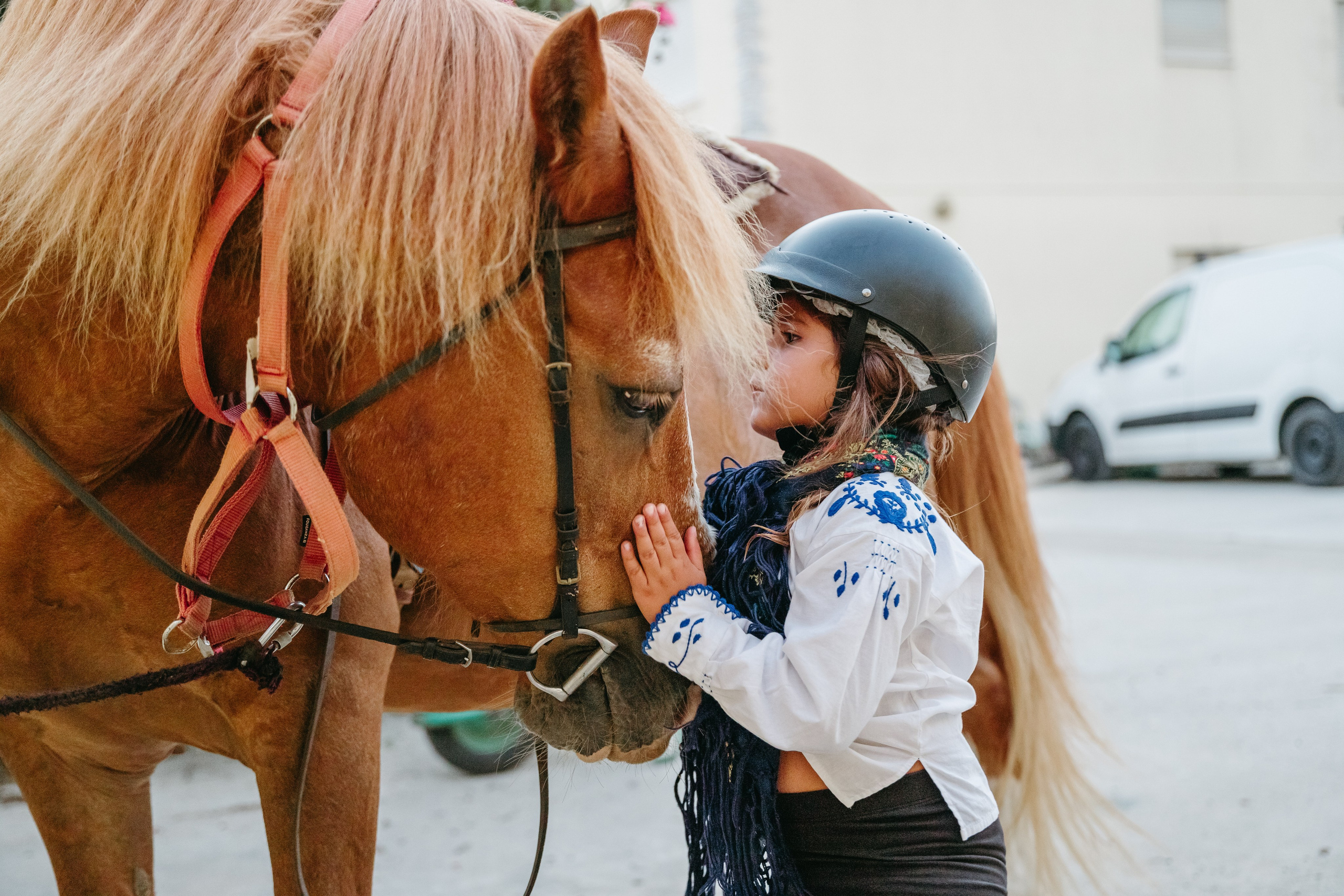 Marlene & Tiago com filhos. Passeios a Cavalo na Praia Peniche | Eco Salgados Agroturismo