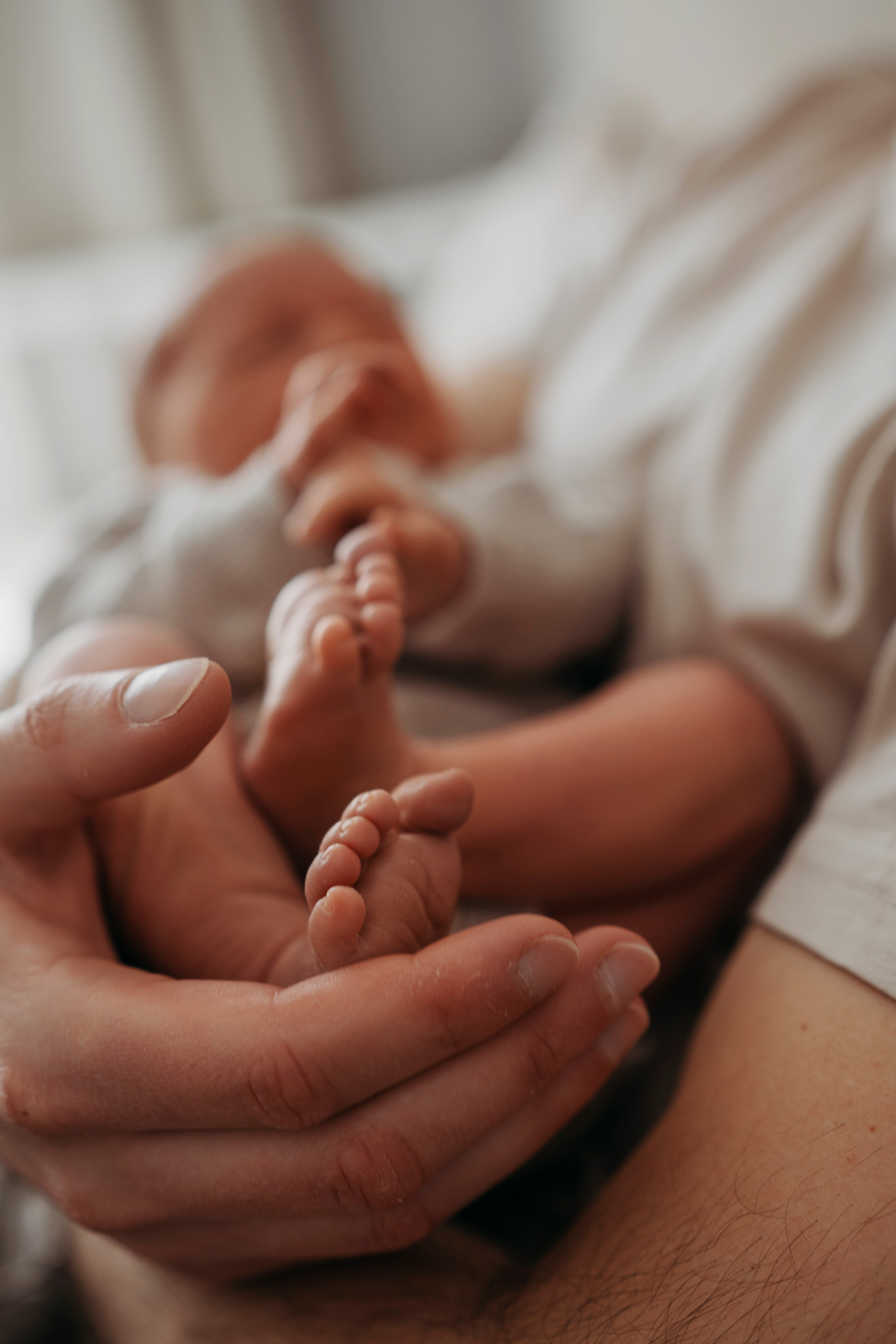 Лео и Соня (10 дней и 5 лет). Фотограф новорожденных и детей первого года Евгения Михалькевич