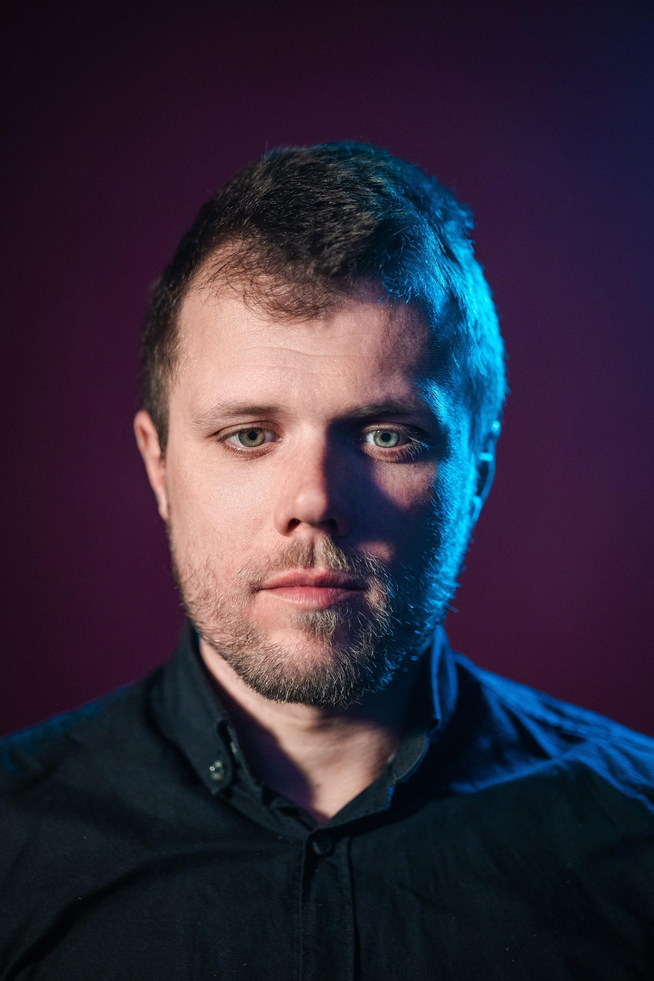 Dan Murzea. Daniel Cioc - Fotograf profesionist în București, specializat în evenimente, nunta, botez, corporate, portret și boudoir