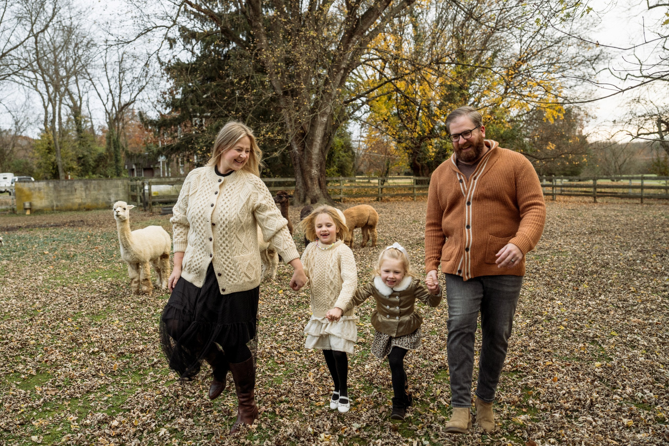 Anna, Stephen, Maribel and Maya. Alisa Tant — Family and newborn photographer Bucks County, Montgomery county, Philadelphia, NJ
