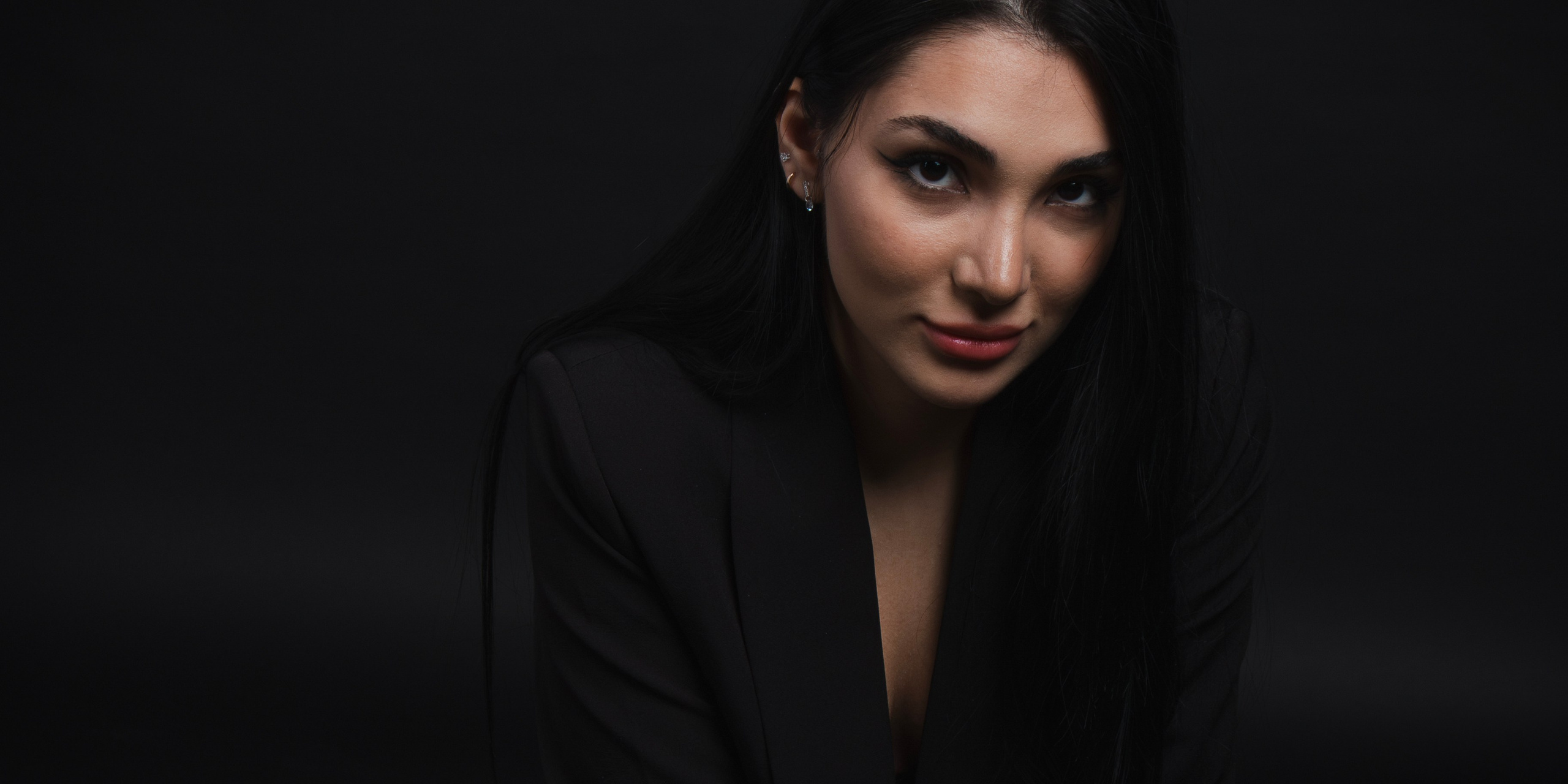 Studio Portraits. Arvin Azimian