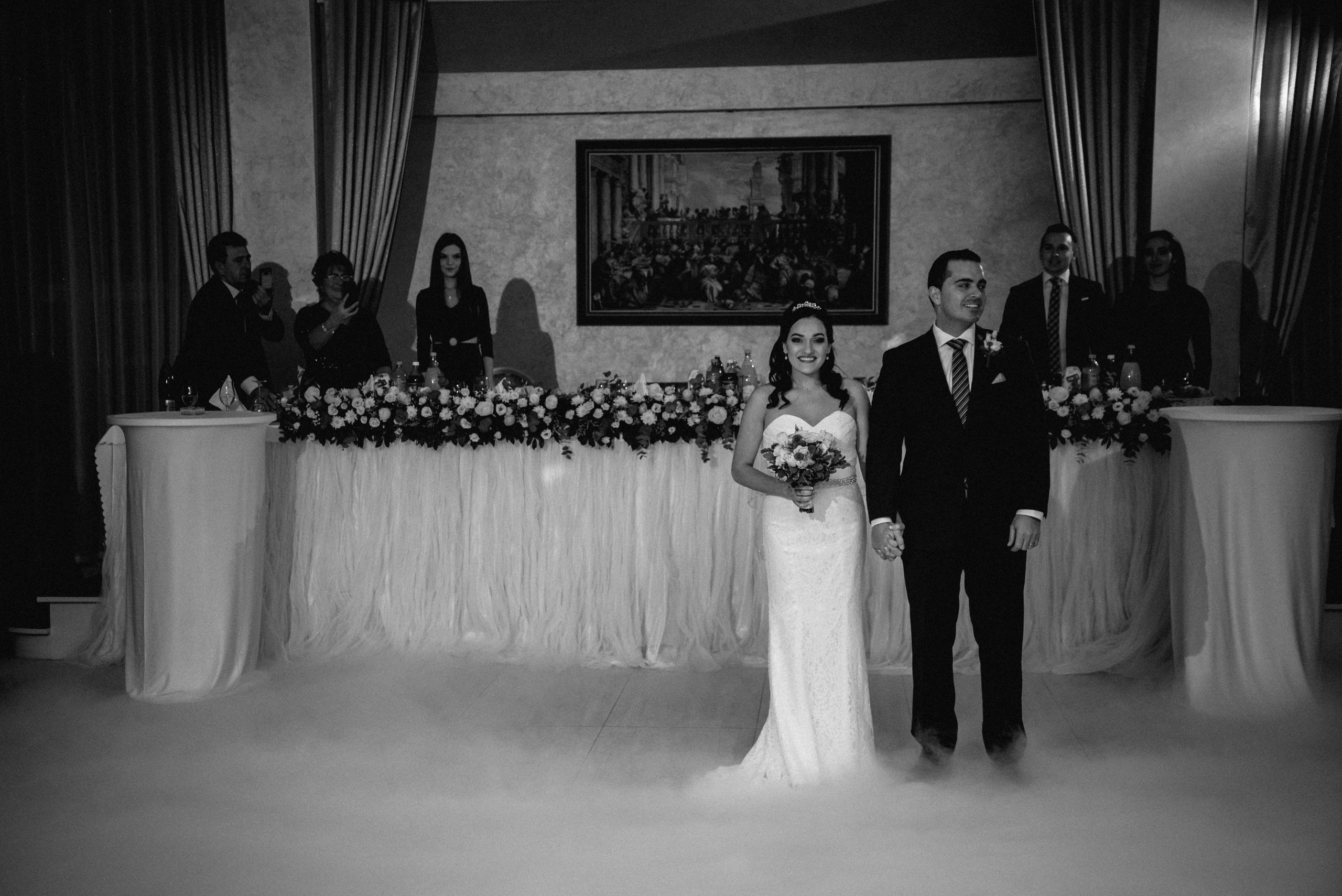 Ešli i Aleks. Wedding, family and destination photographer. Based in Serbia, available for the whole world