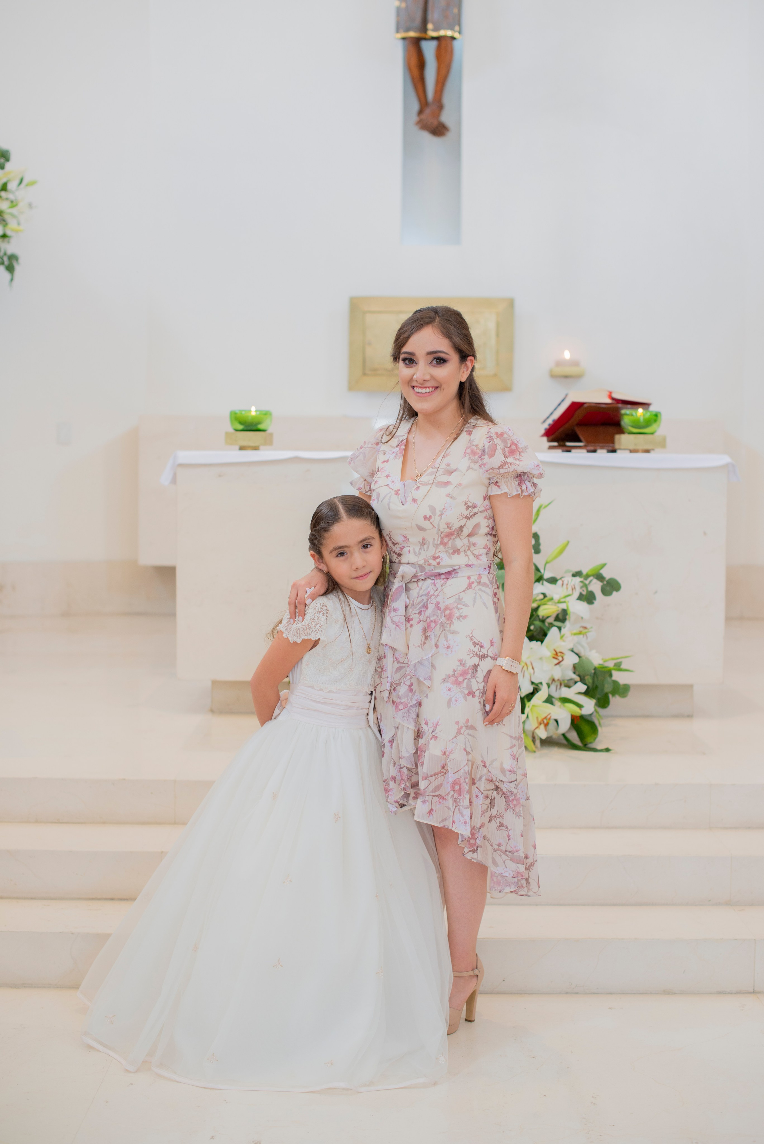 DAFNE Y SARA - PRIMERA COMUNIÓN