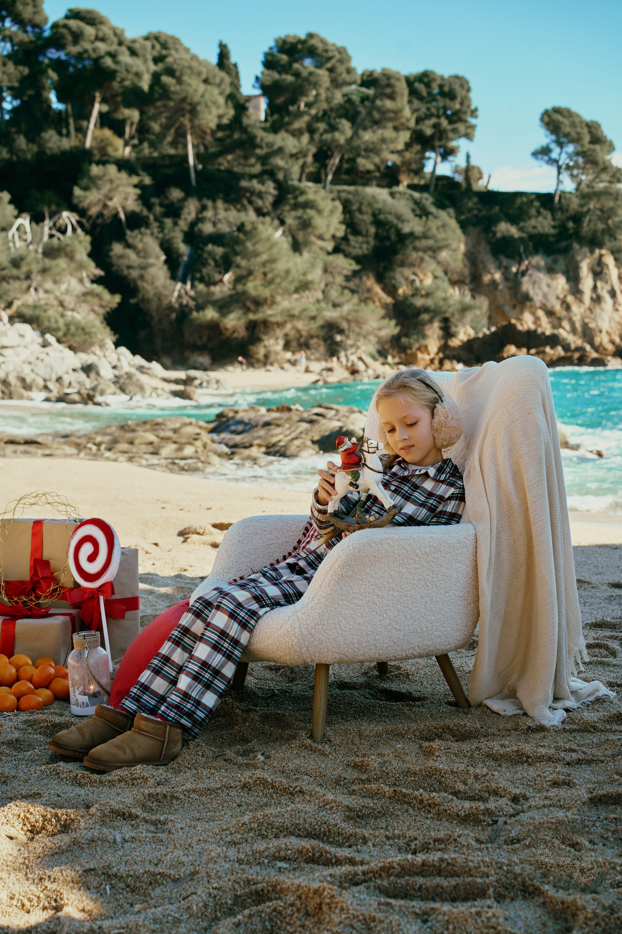 Пляж. Мама и дочь. Фотограф в Барселоне Жанна Захарченко