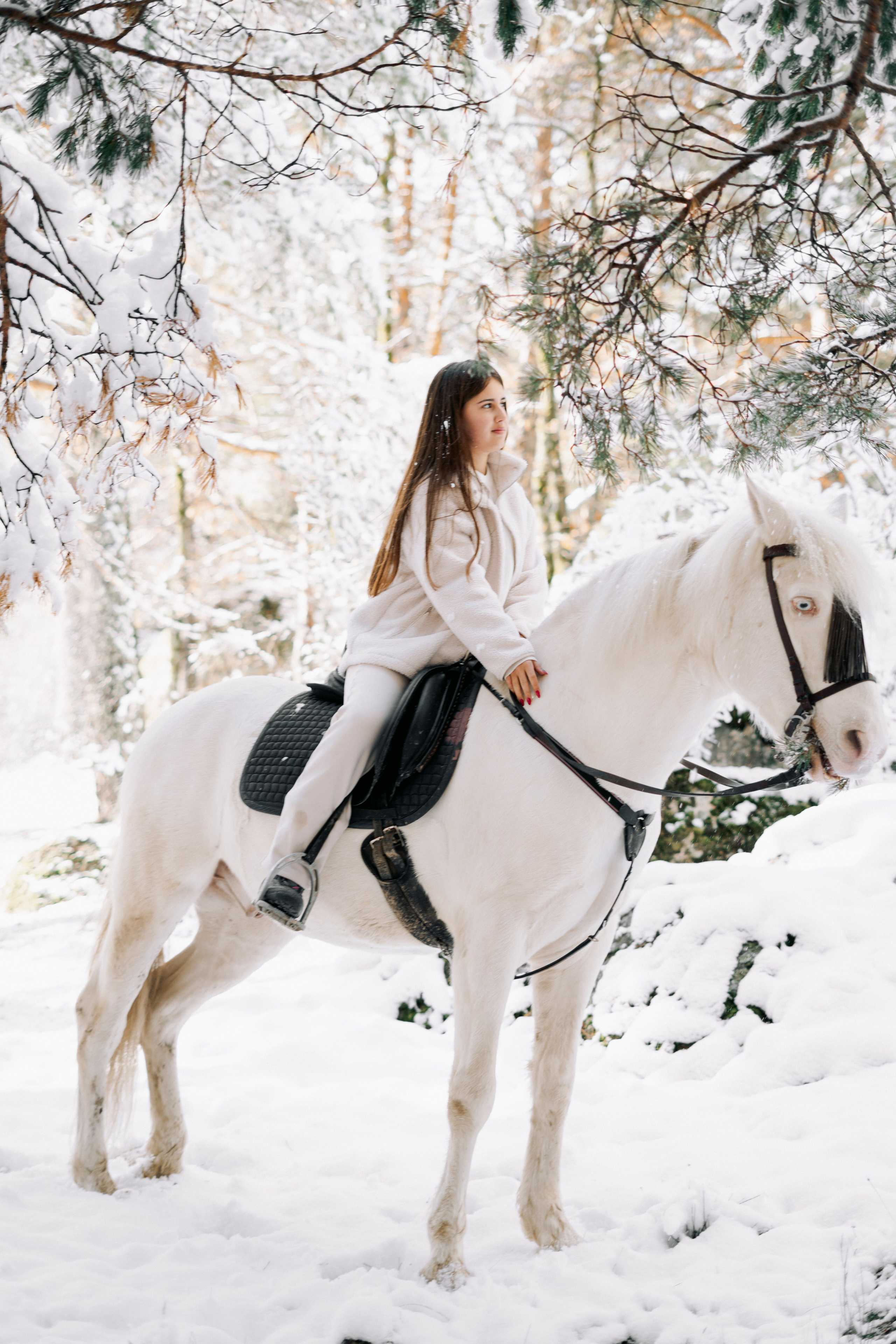 Конная фотосессия. Женские портреты в Мадриде — естественная красота и свет | Anna Maruleva