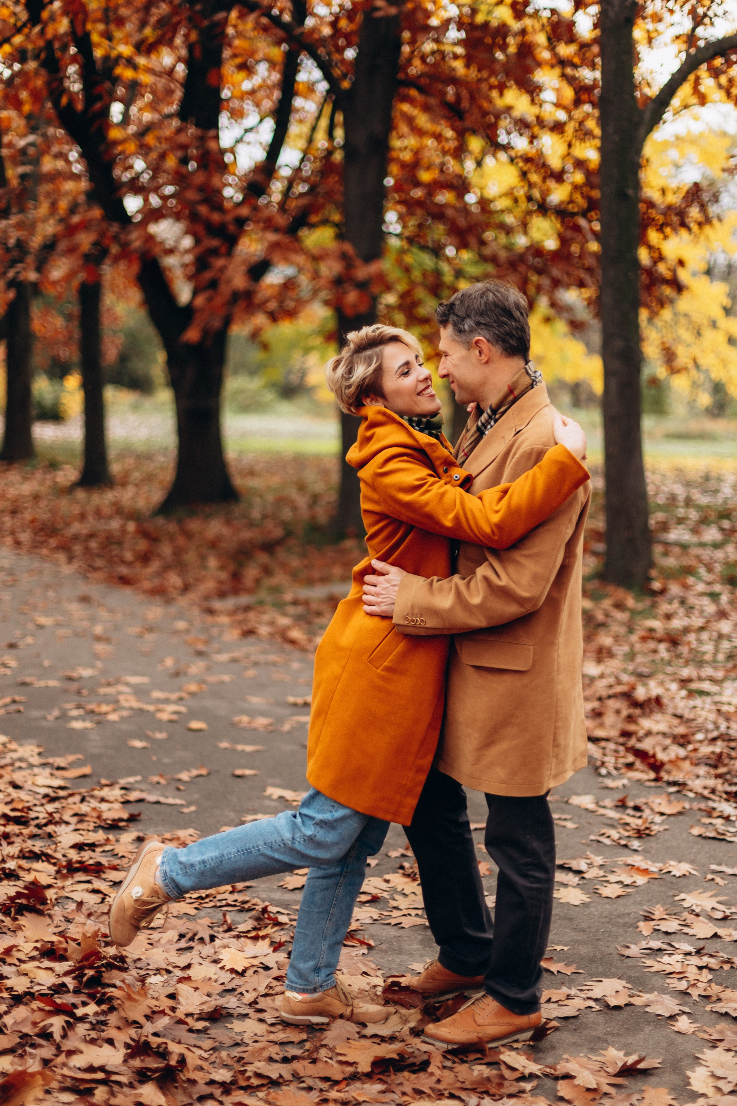 Autumn love. Wedding and Family Photograph