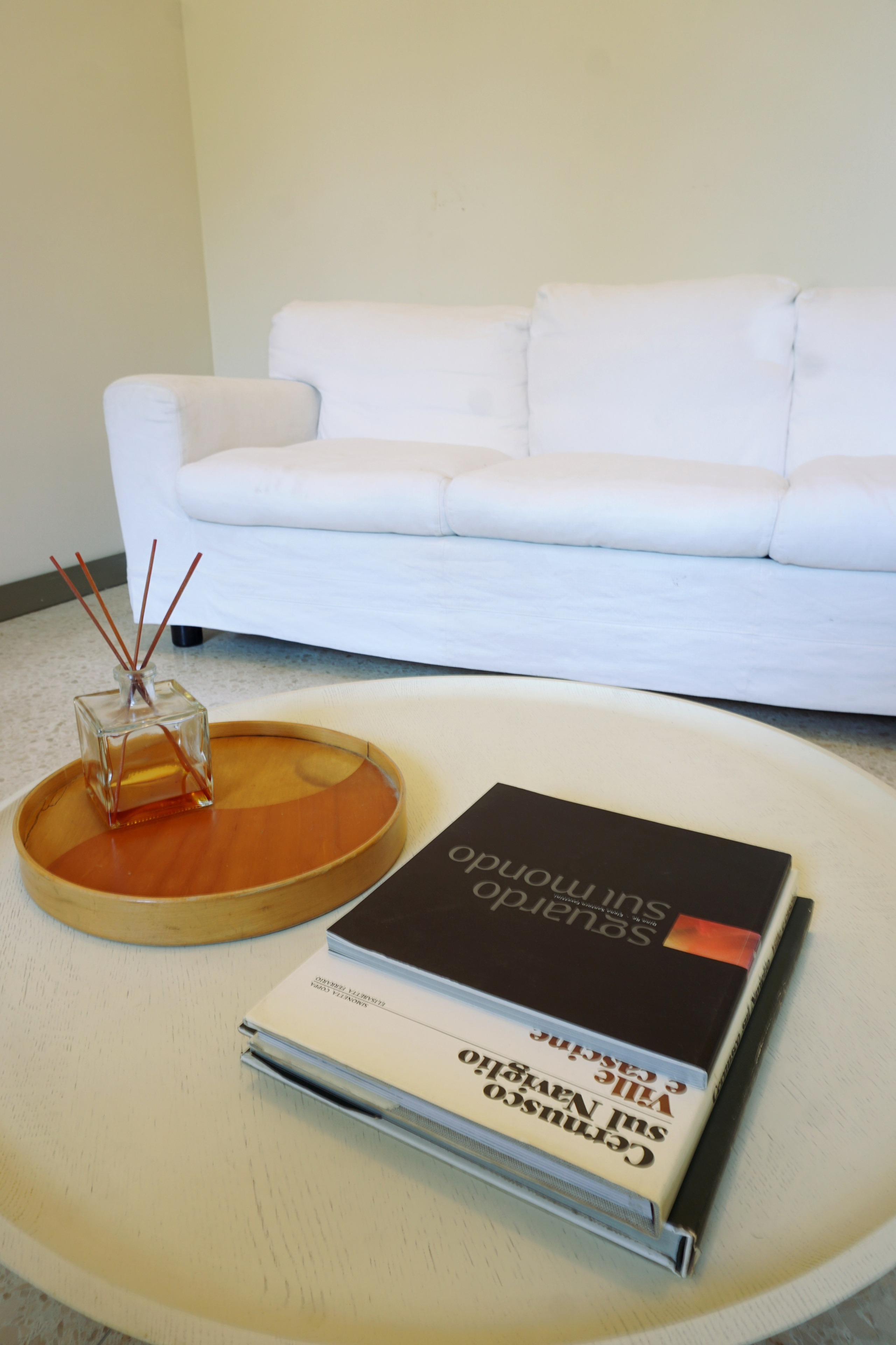 BEAUTY AND COMFORT NEAR MILAN. Photographer e Videographer in Apulia Sokhova Albina