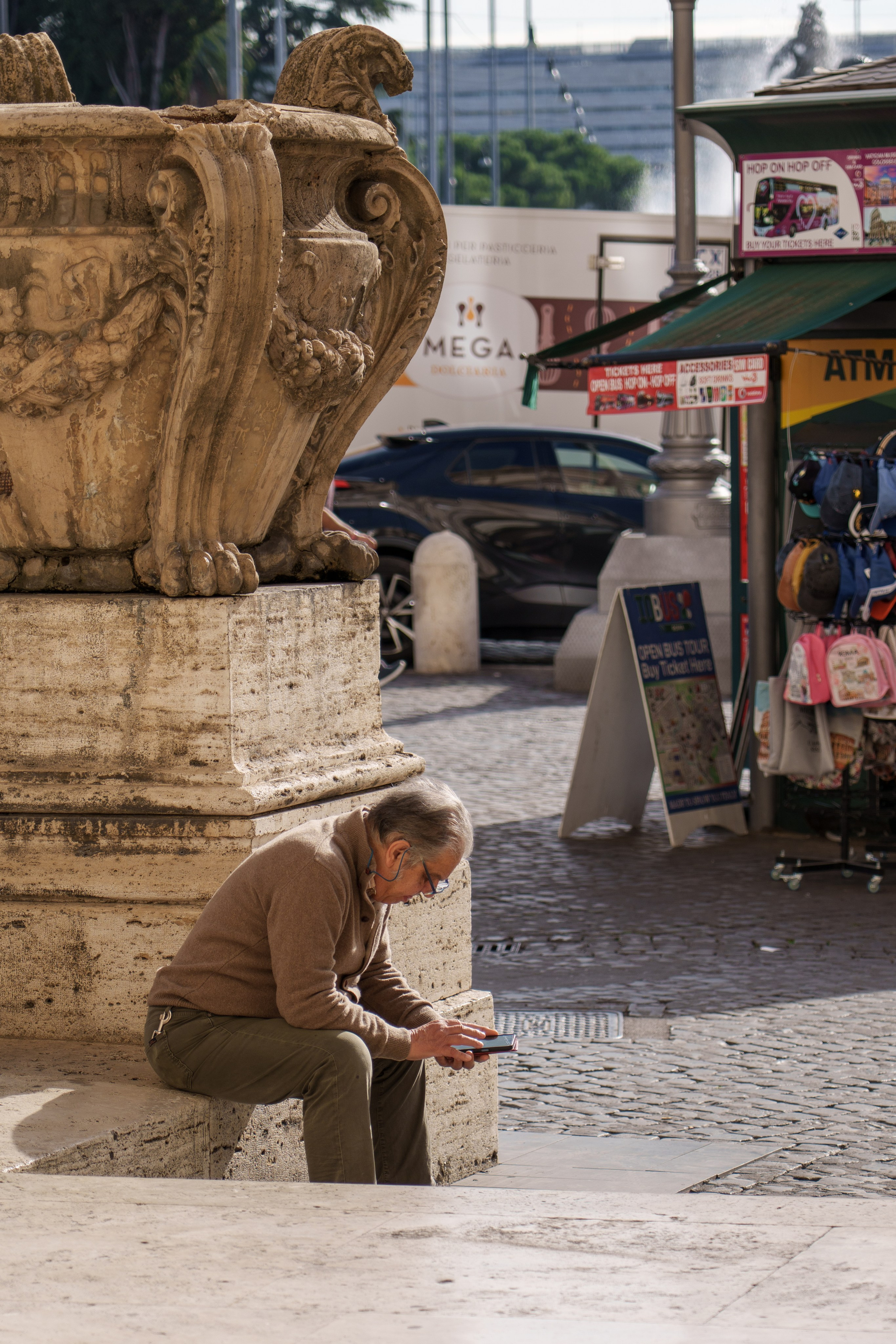 Streets of Rome. URBANSTREETFILES.ART