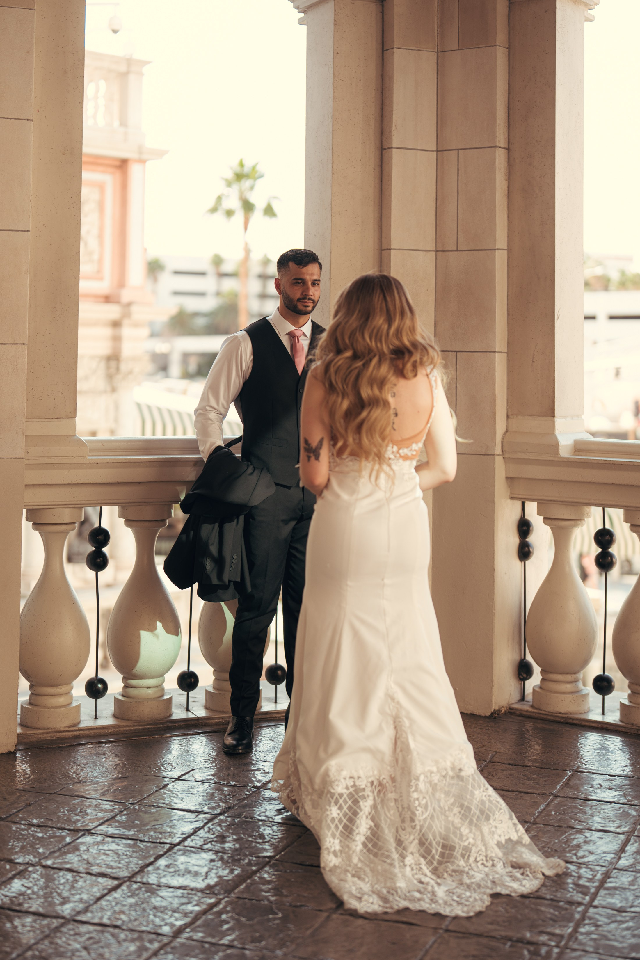 Valentin&Amber. Wedding & elopement photographer Viktoriya Kravtsov. Las Vegas