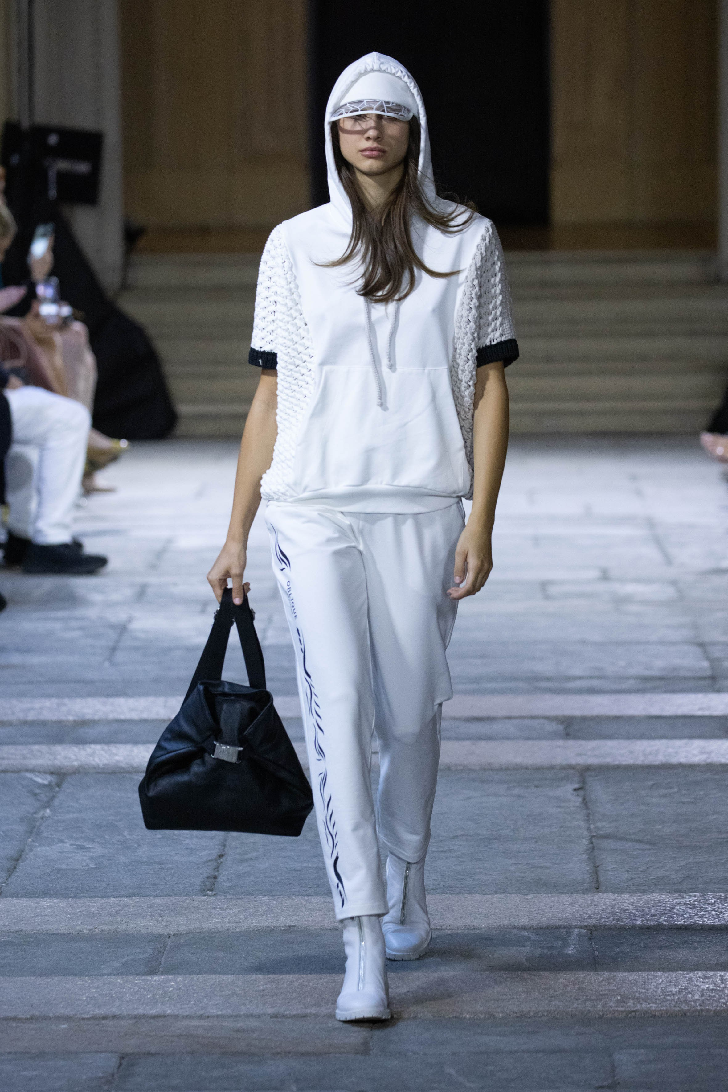 Oblique Show Milano. Lms-mode.com