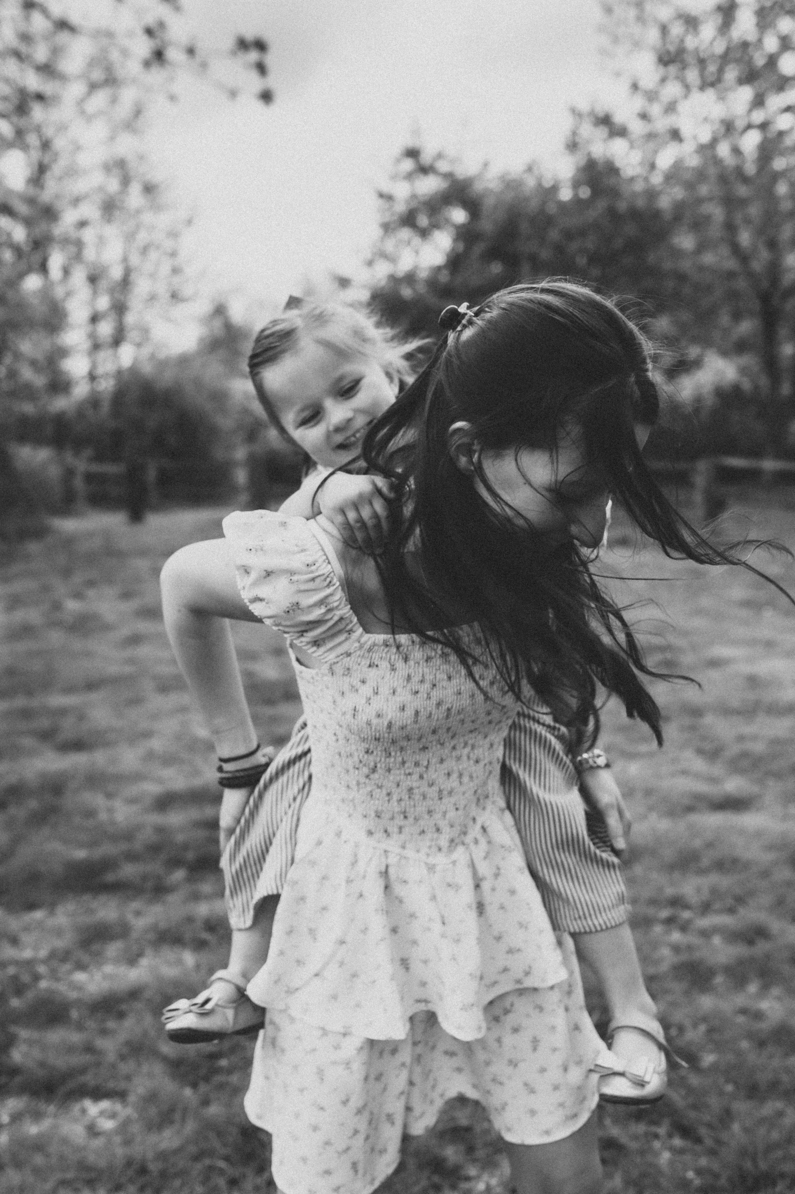 Big Family Moments. Wedding and Portrait Photographer Evie Moon