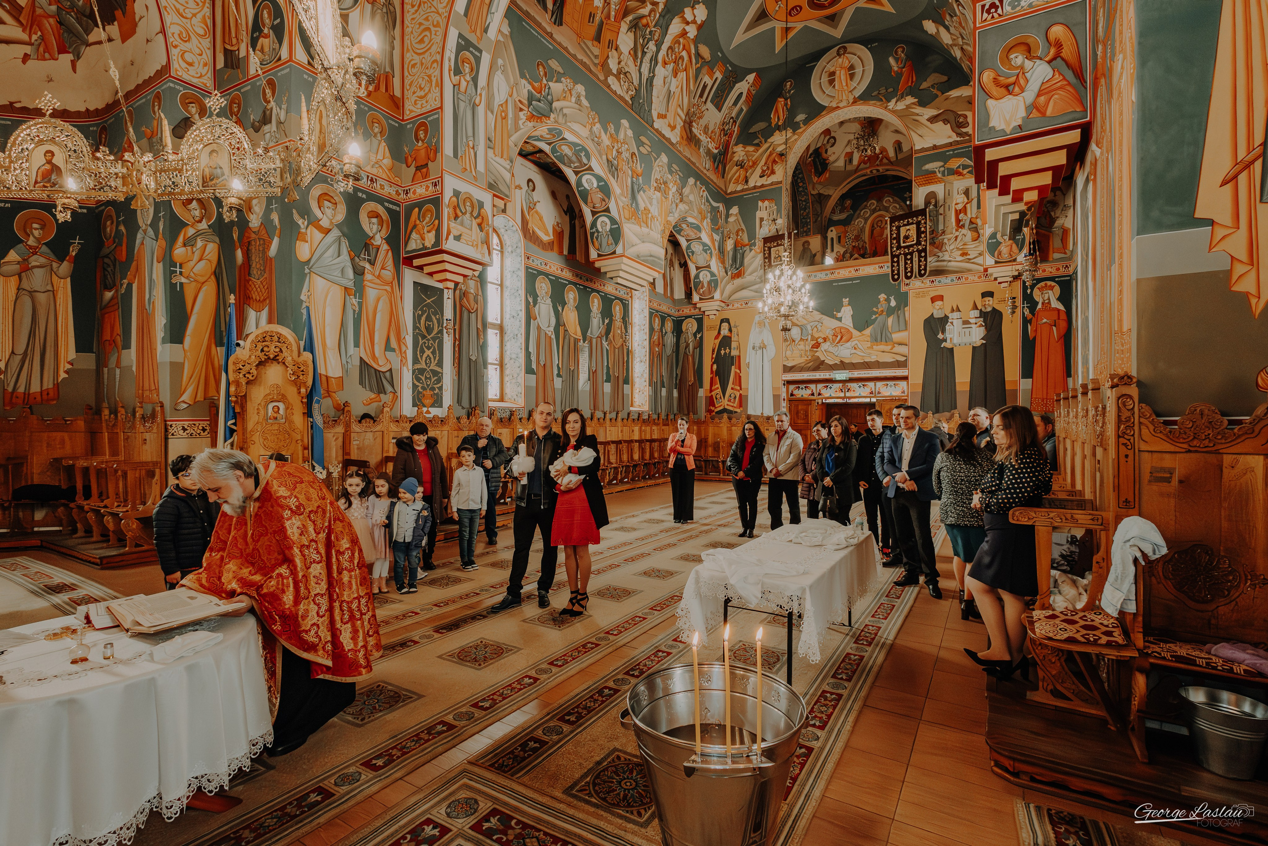 Ioana Antonia. George Laslău Fotograf
