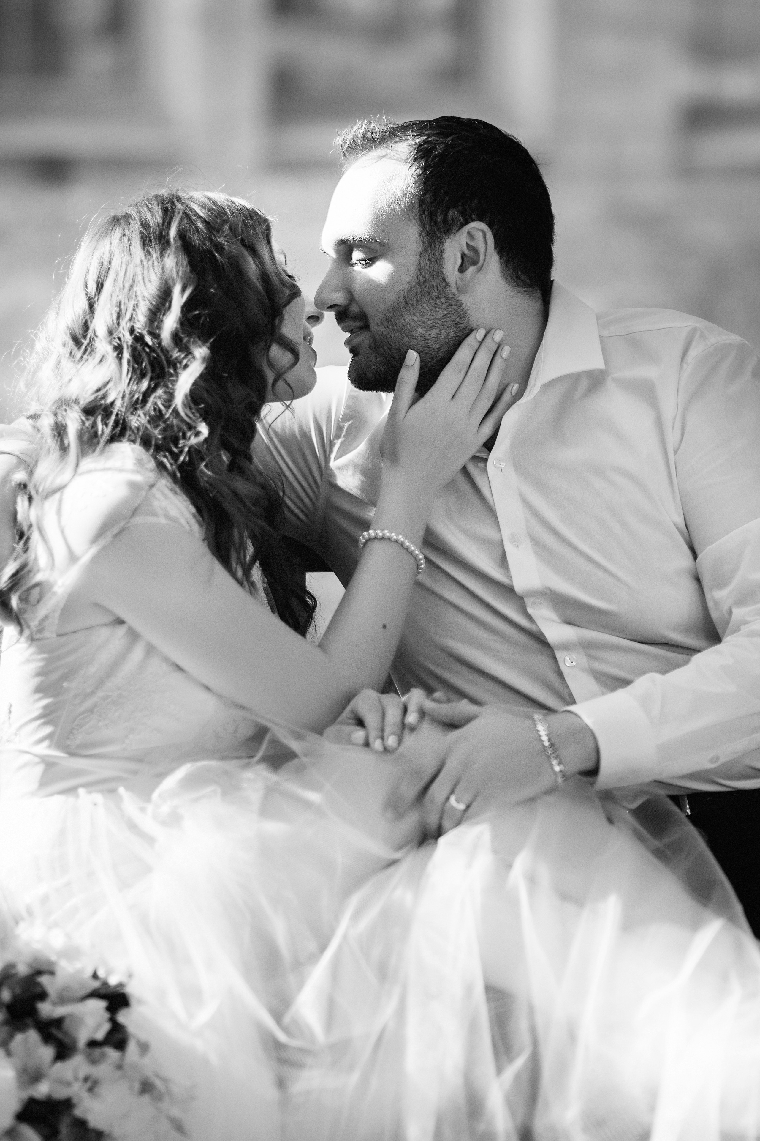 Diana & Ilaja. Wedding & portrait photography in the Seattle Area. Helen Michelle photographer