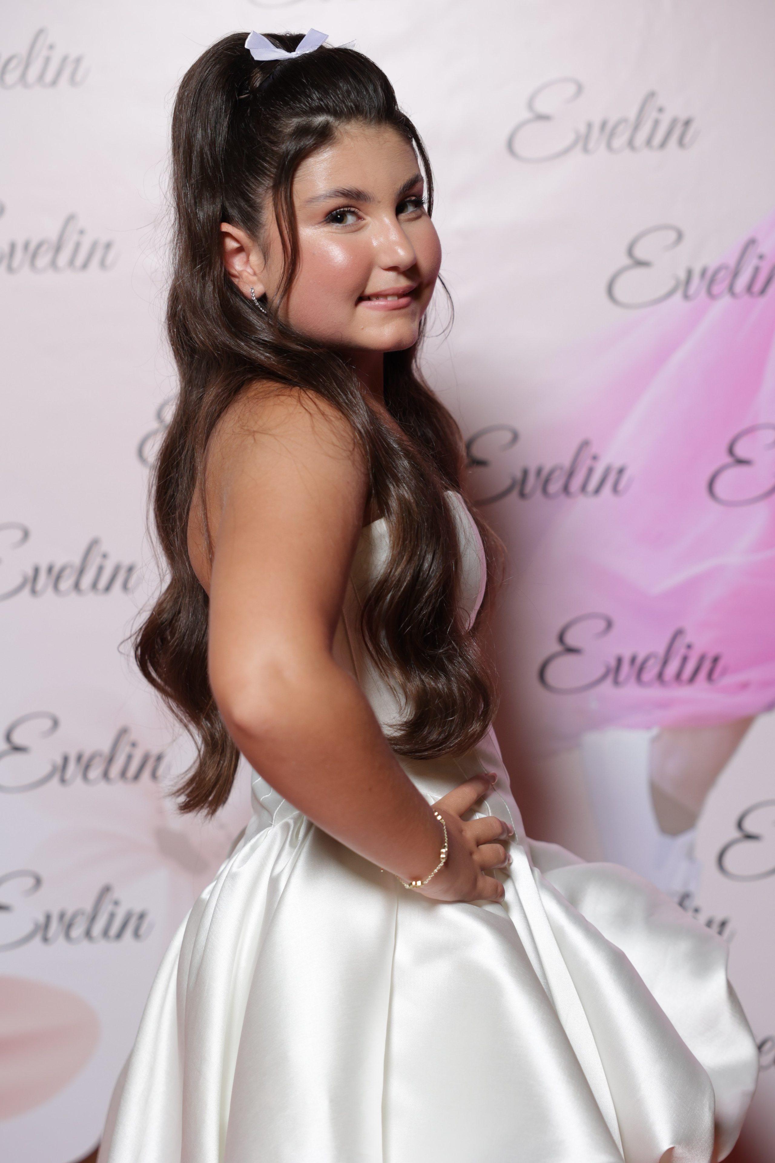Bat Mitzvah Evelin. Wedding and events photographers Studio Shalom