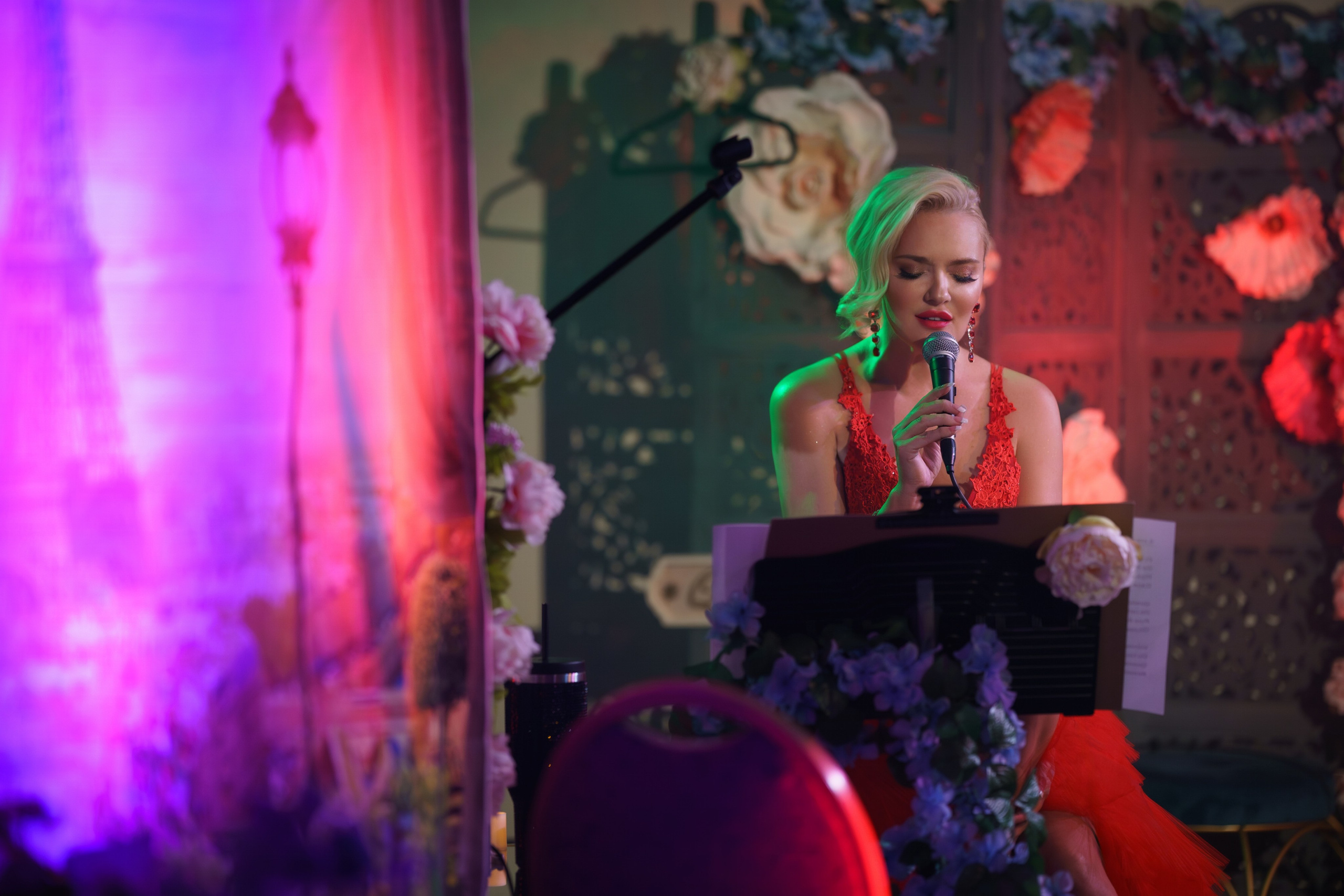 Show Mon Paris by Yelena Neva. Tatiana Smirnova — Photographer